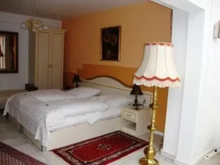 Bed in Haus Mooren, Hotel Garni