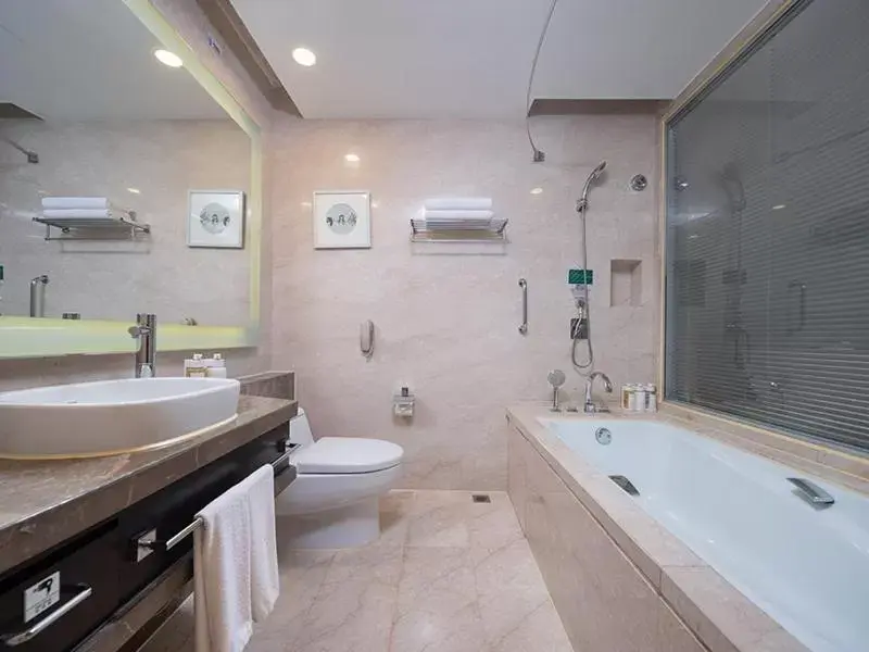 Bathroom in Holiday Inn Nanchang Riverside, an IHG Hotel