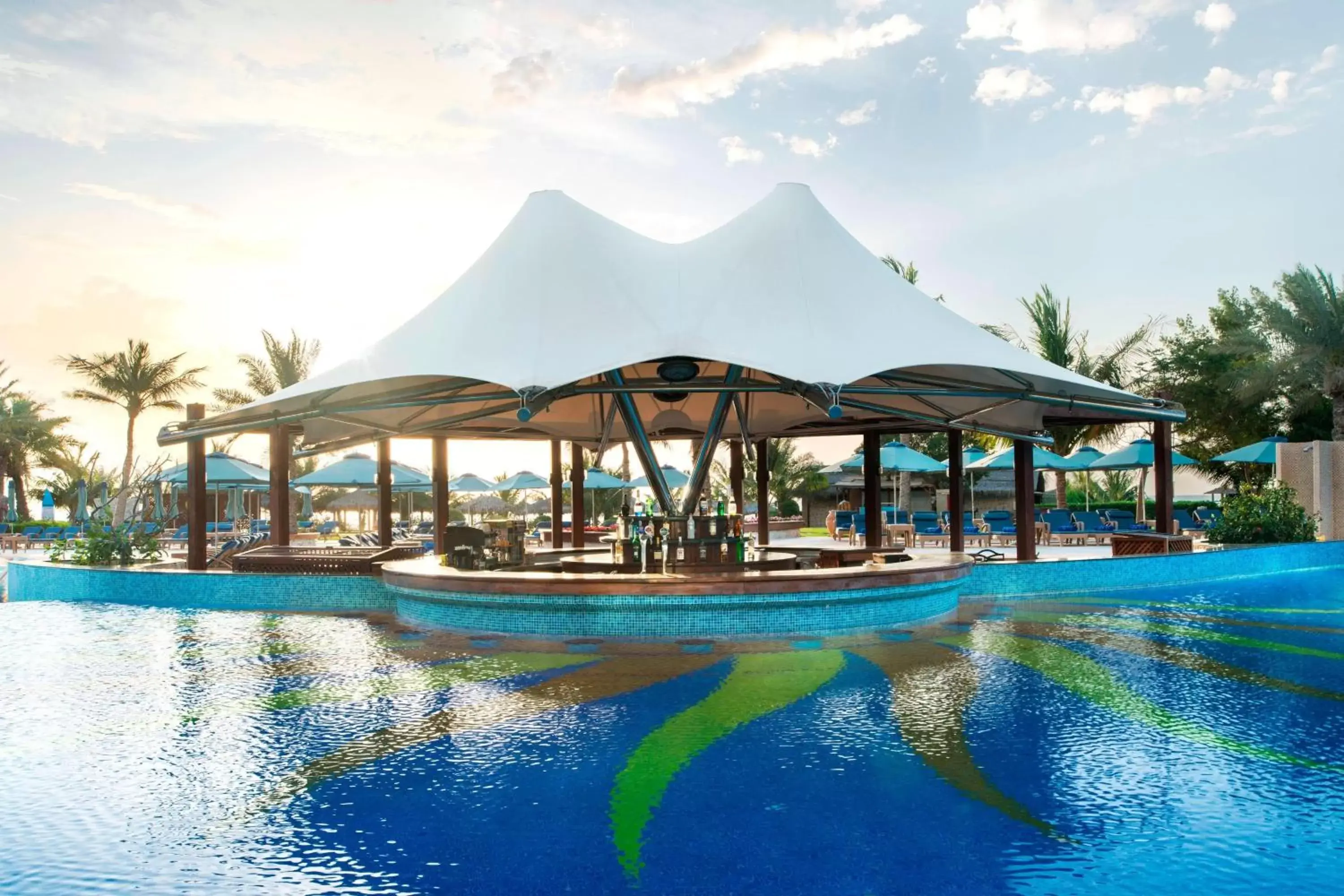 Swimming Pool in Le Meridien Al Aqah Beach Resort