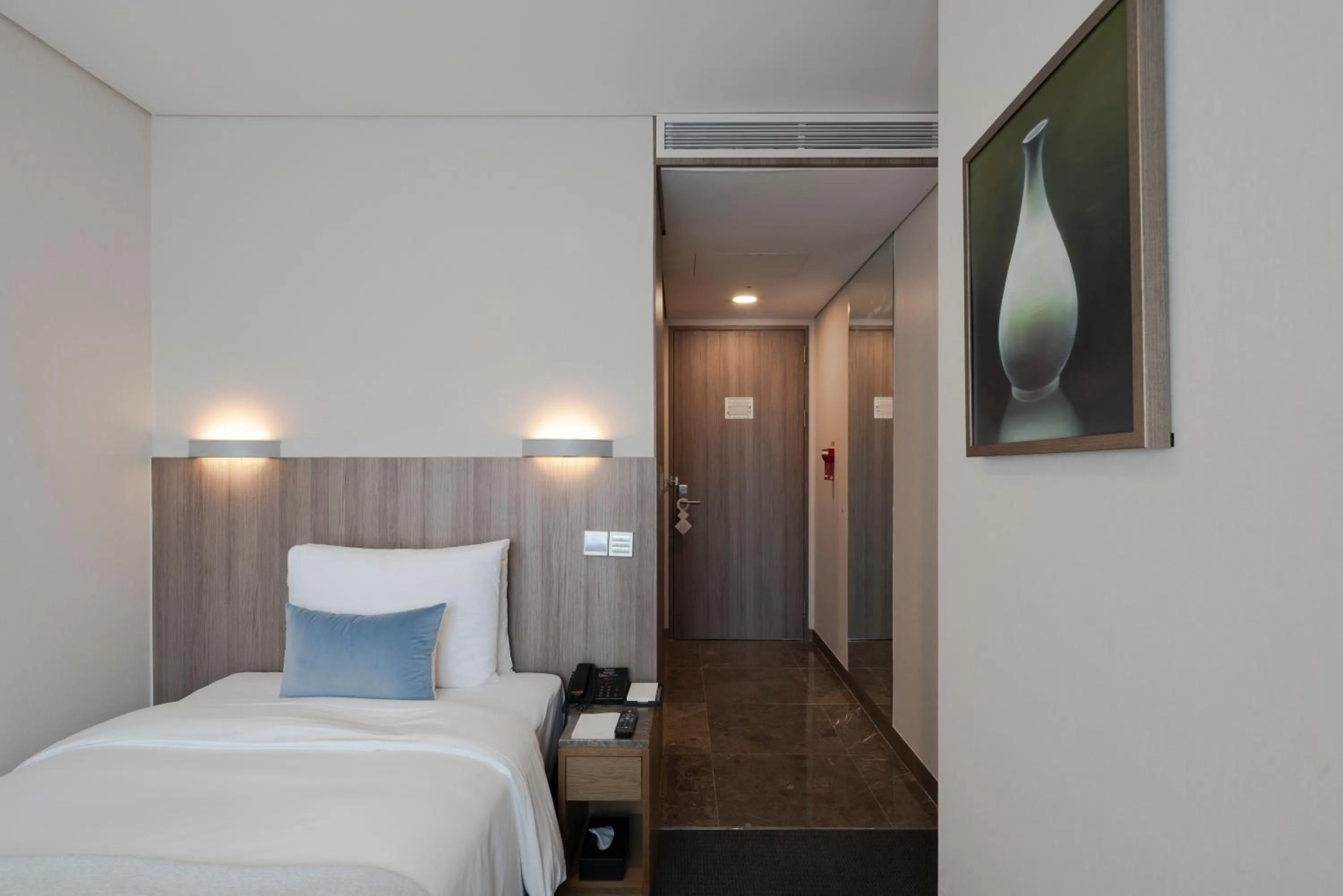 Bedroom, Bed in Centermark Hotel Seoul