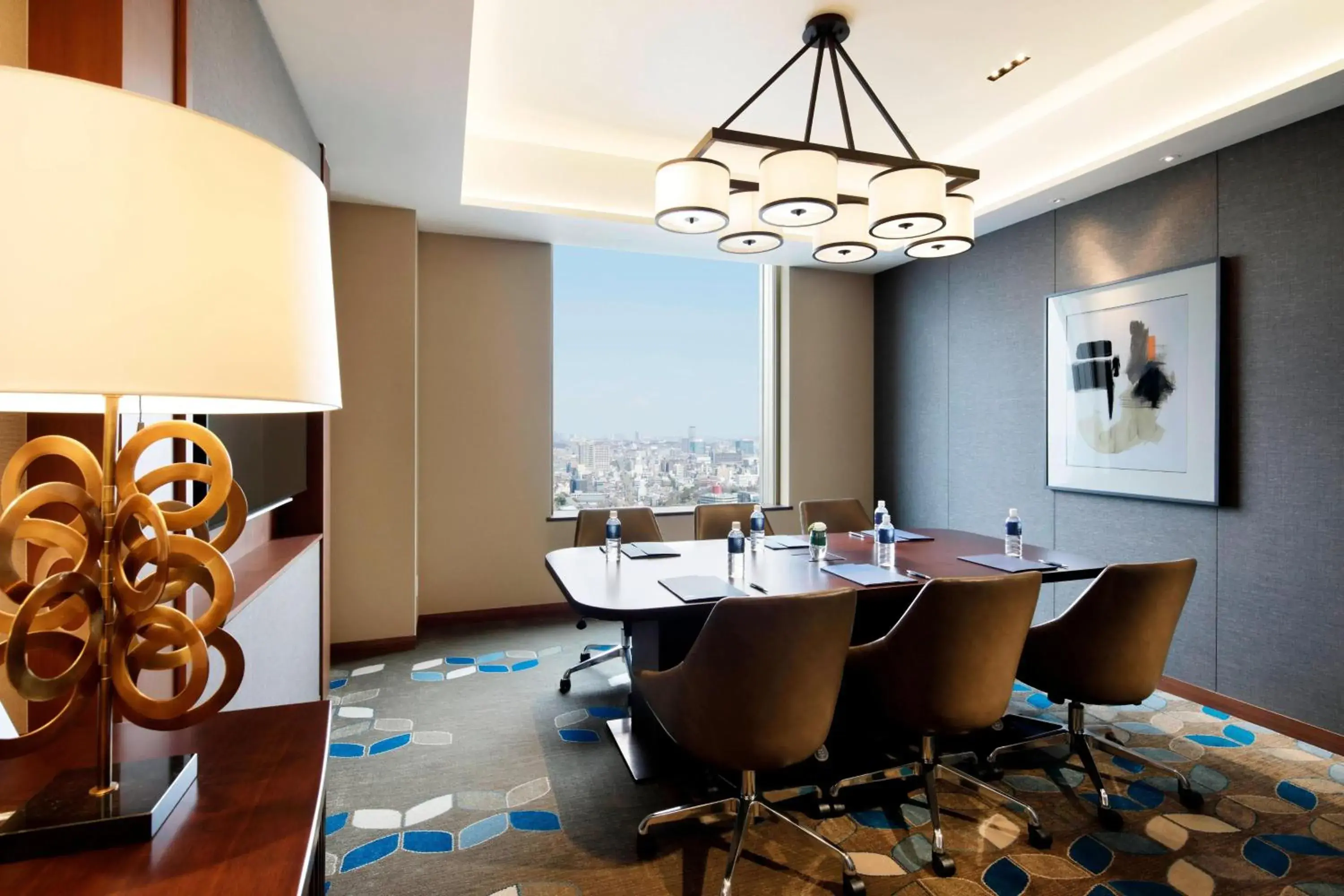 Meeting/conference room in Yokohama Bay Sheraton Hotel and Towers