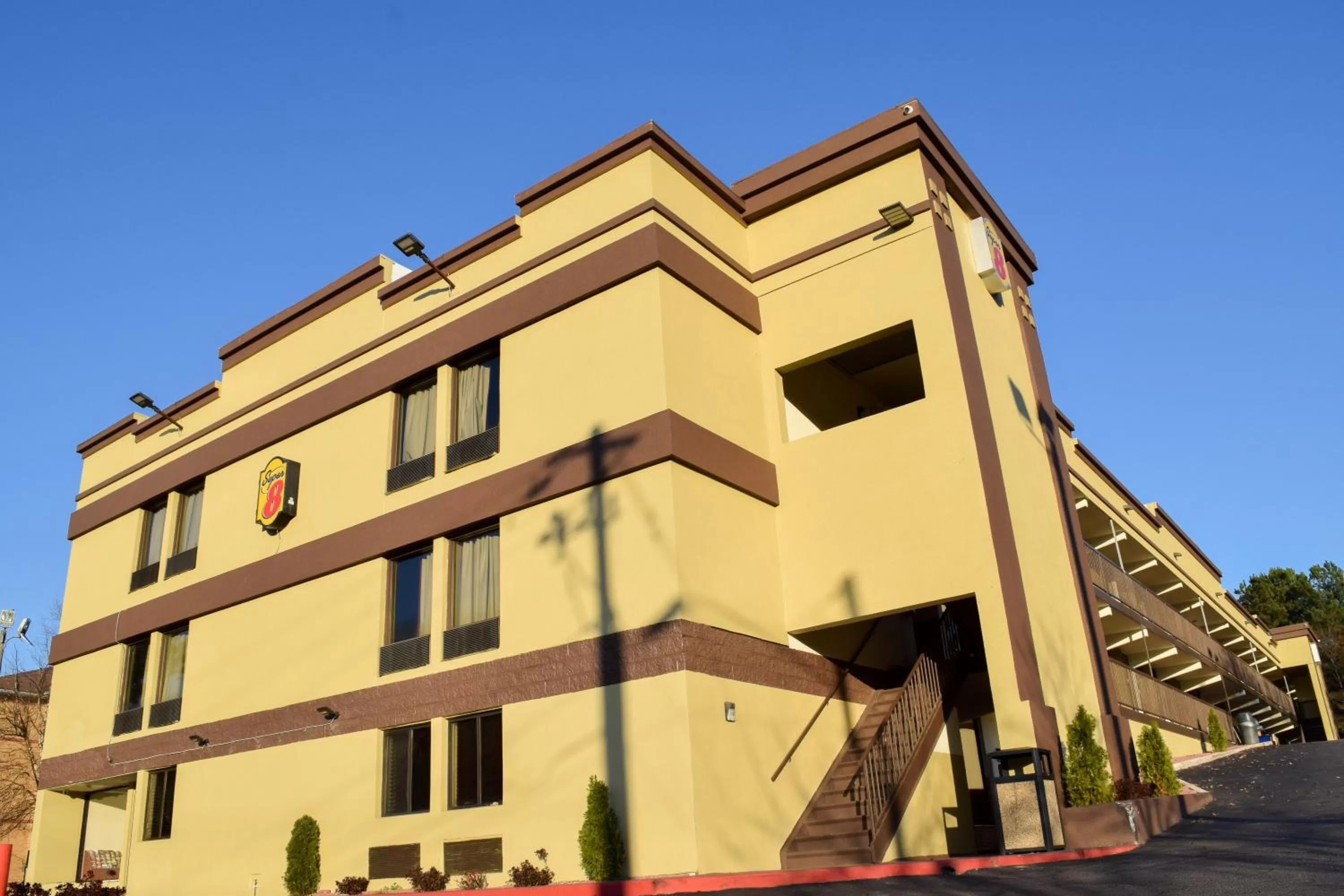 Property building in Super 8 Downtown Raleigh