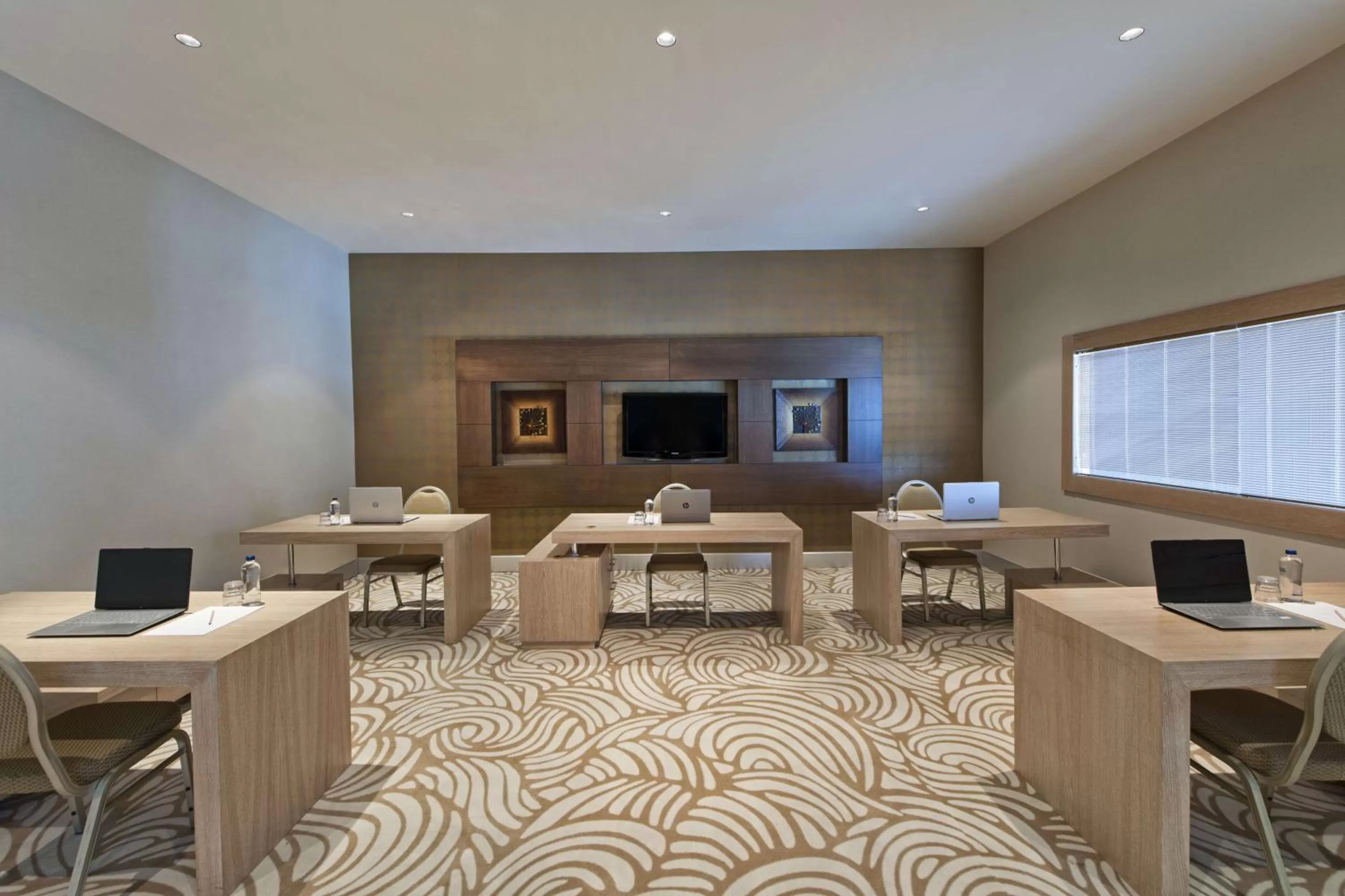 Business facilities in Hilton Dalaman Sarigerme Resort & Spa