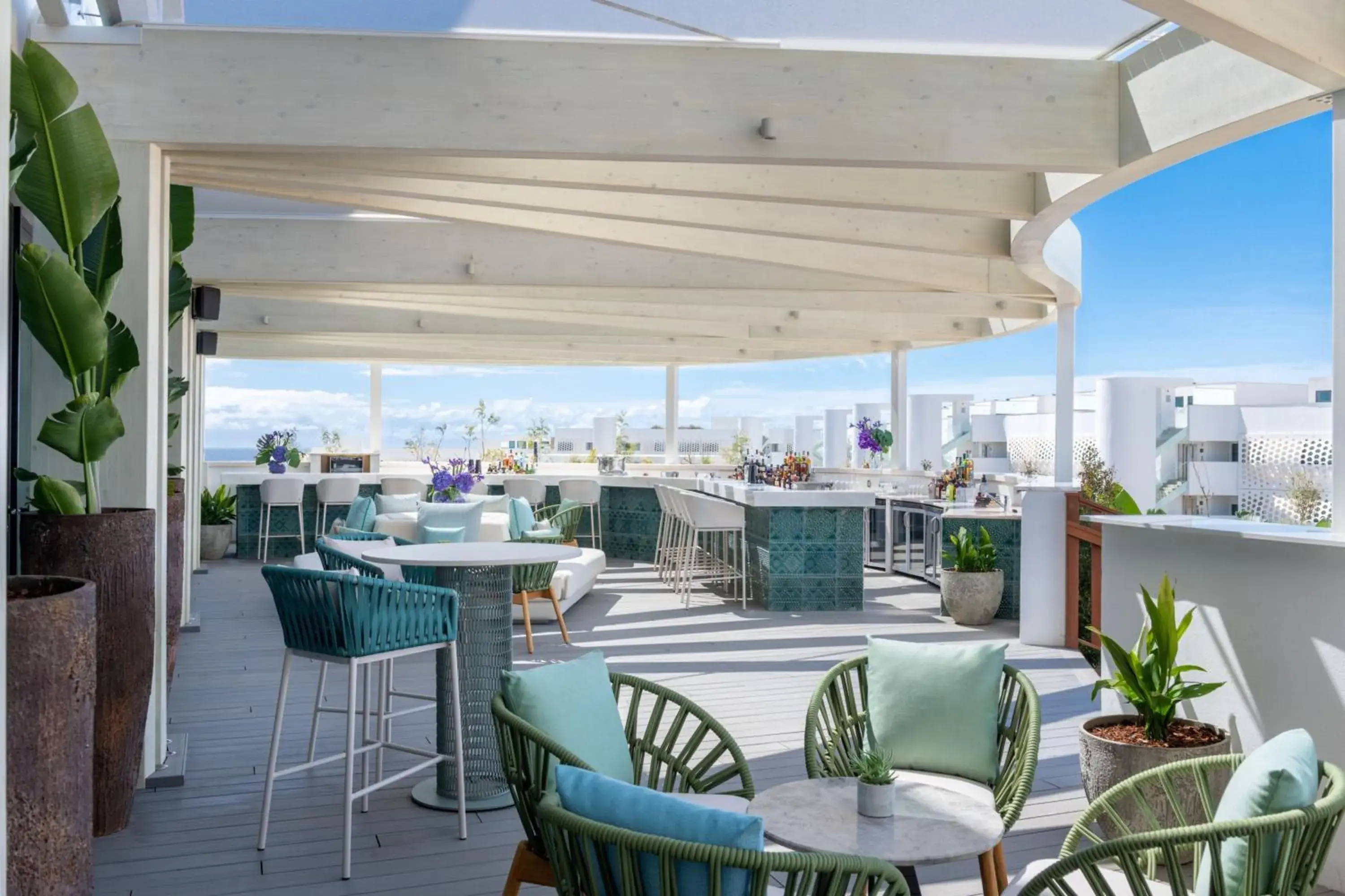 Lounge or bar, Restaurant/Places to Eat in W Residences Algarve