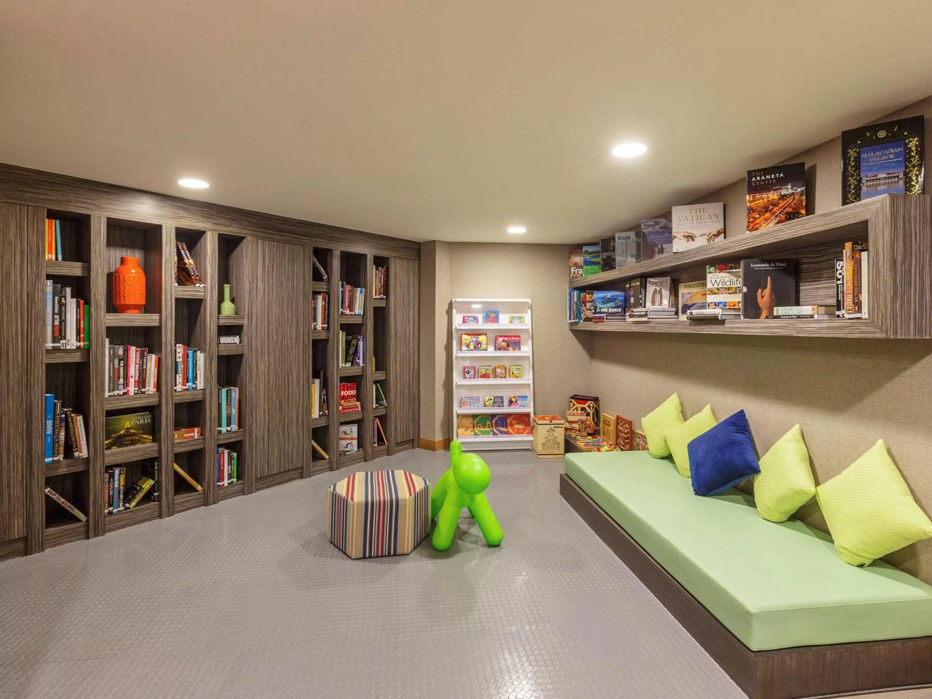 Fitness centre/facilities in Novotel Manila Araneta City Hotel