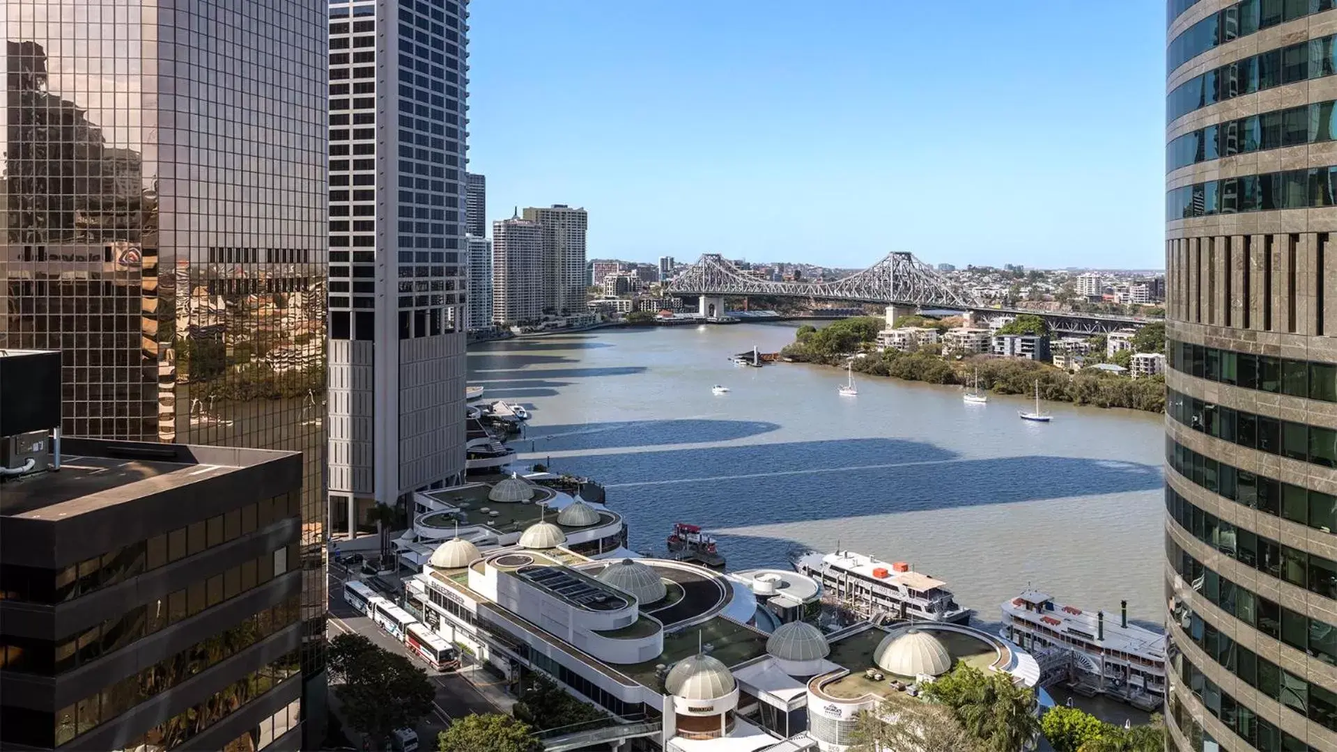 River view in Oaks Brisbane on Felix Suites