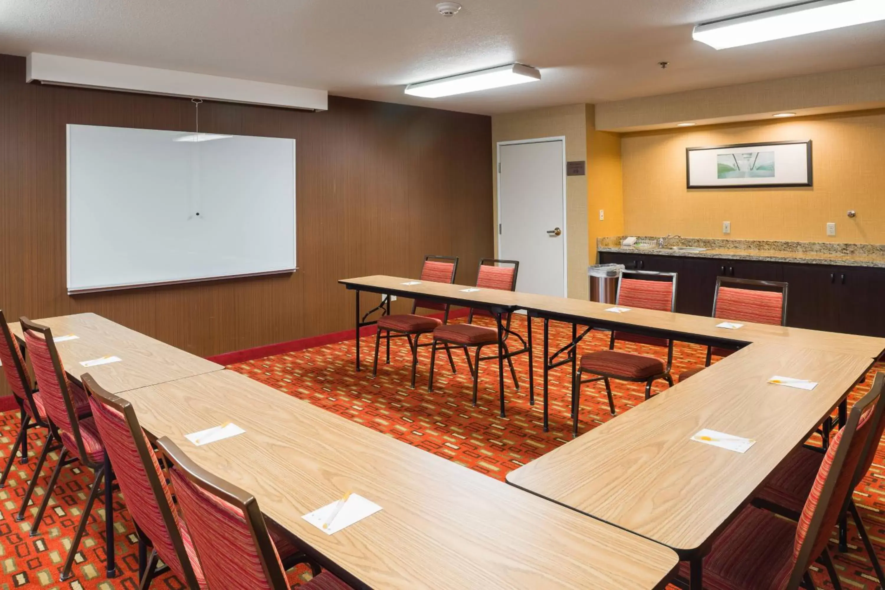 Meeting/conference room in Courtyard by Marriott Vacaville