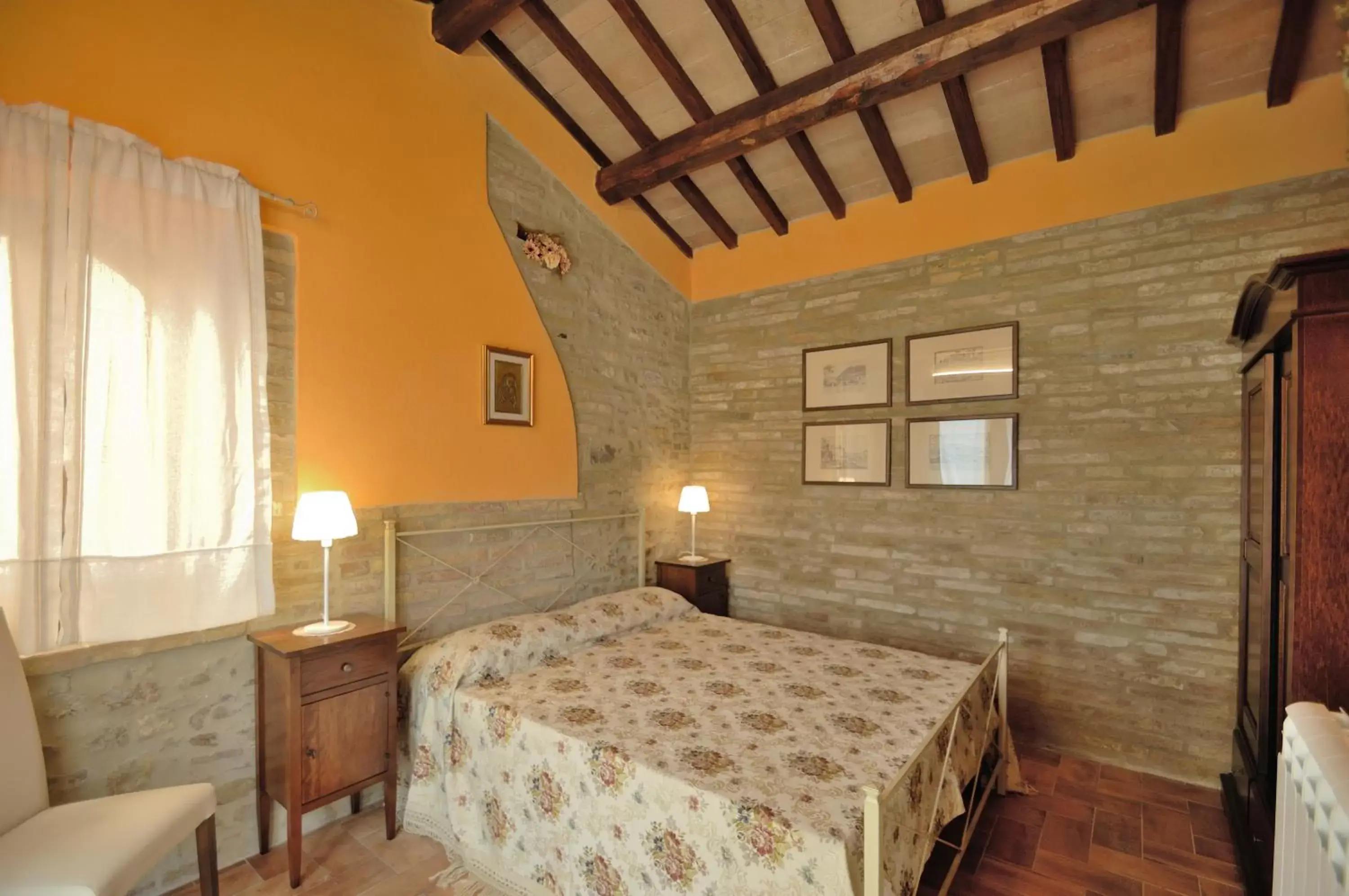 Photo of the whole room, Bed in Casale del Monsignore