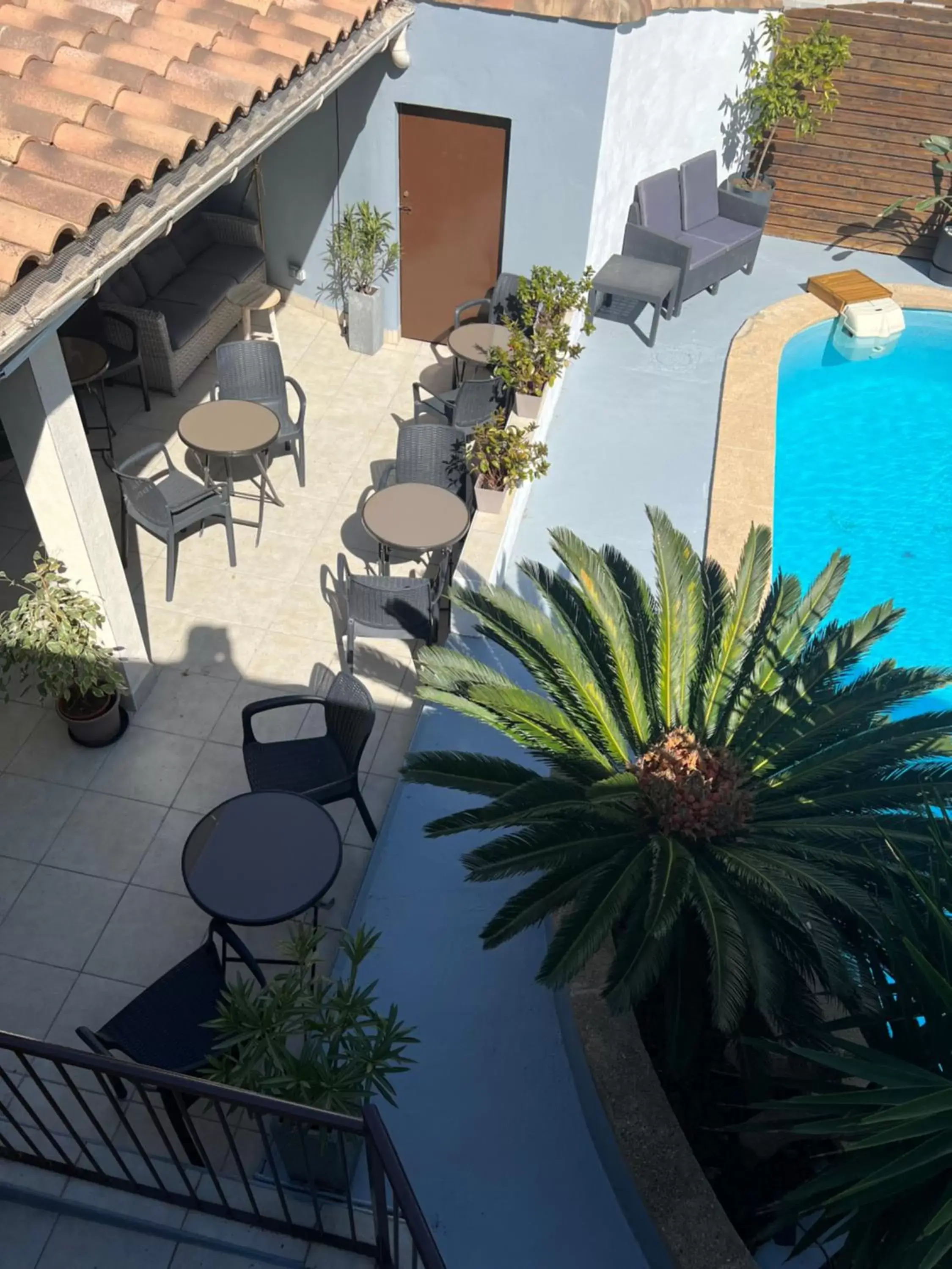 Swimming pool, Pool View in Hôtel Le Médiéval