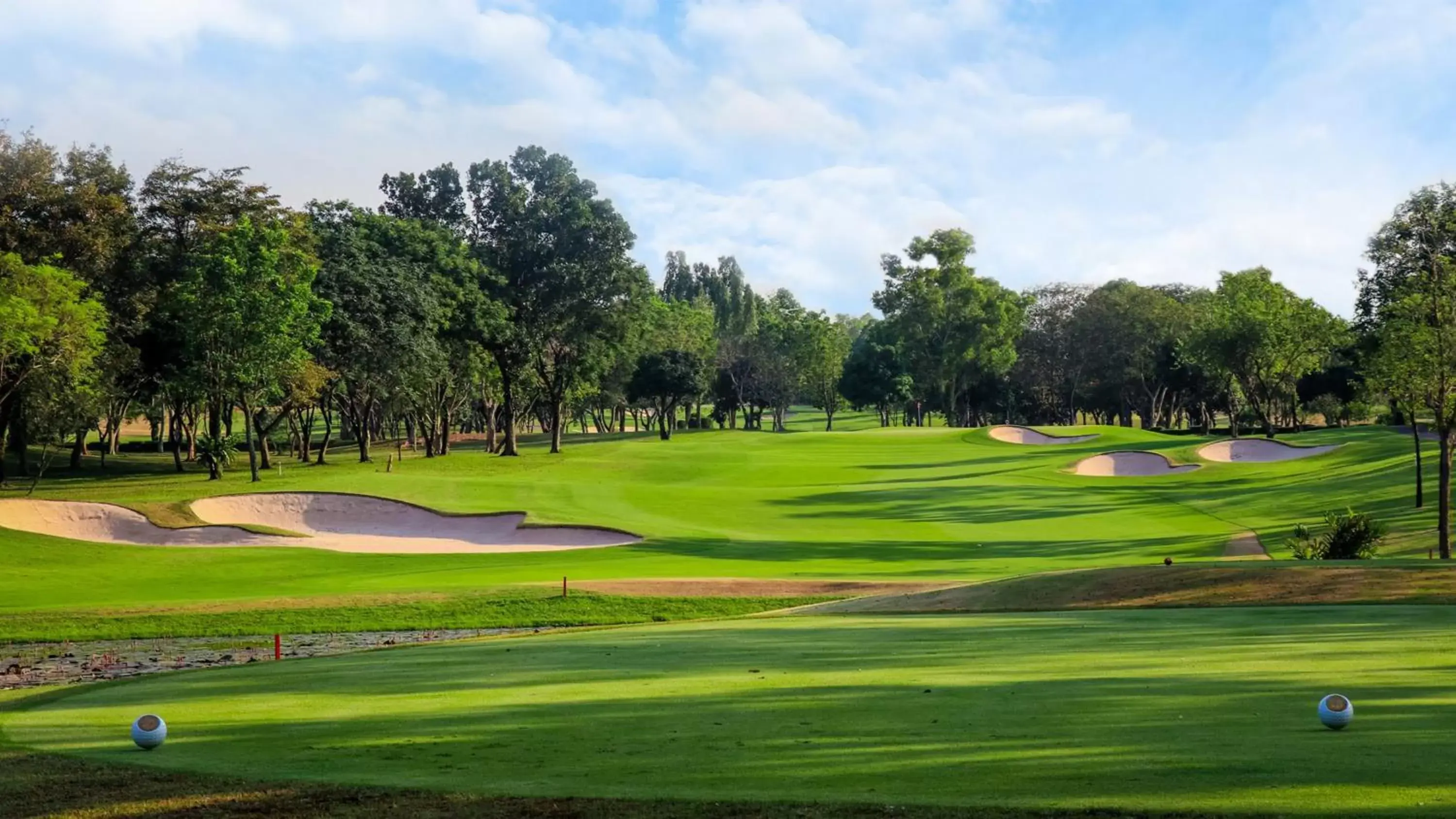 Golfcourse, Golf in Holiday Inn Pattaya, an IHG Hotel