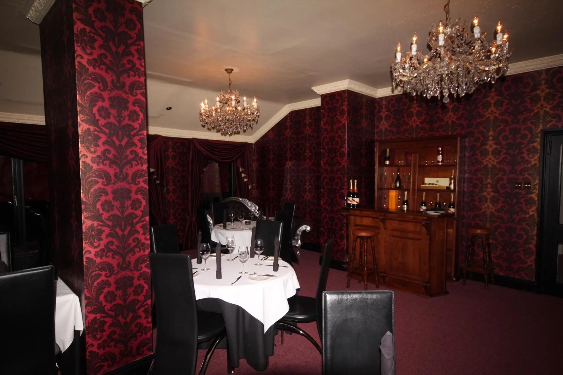 Restaurant/places to eat in The Lilly Restaurant With Rooms