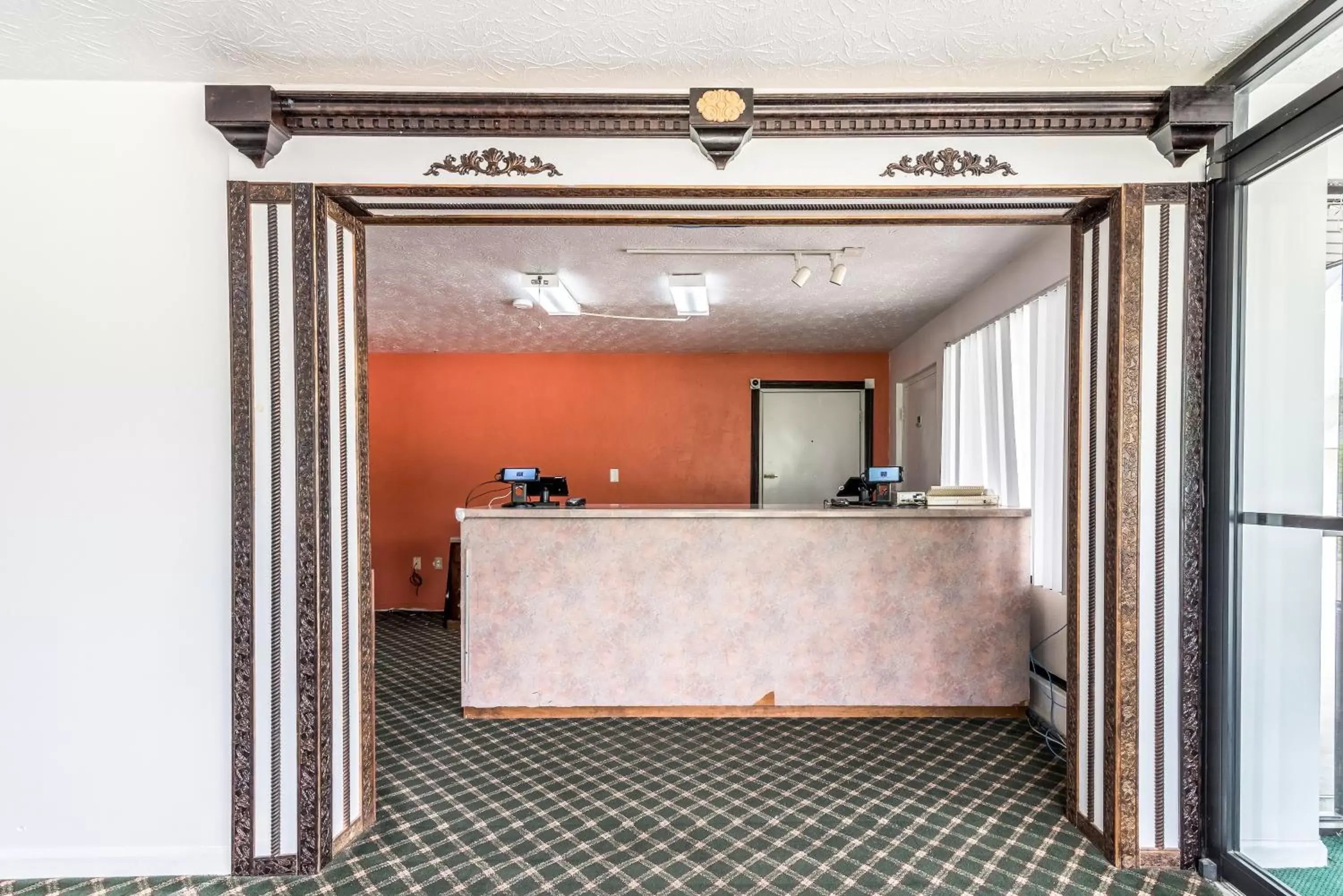 Lobby or reception, Lobby/Reception in Motel 6-Attalla, AL