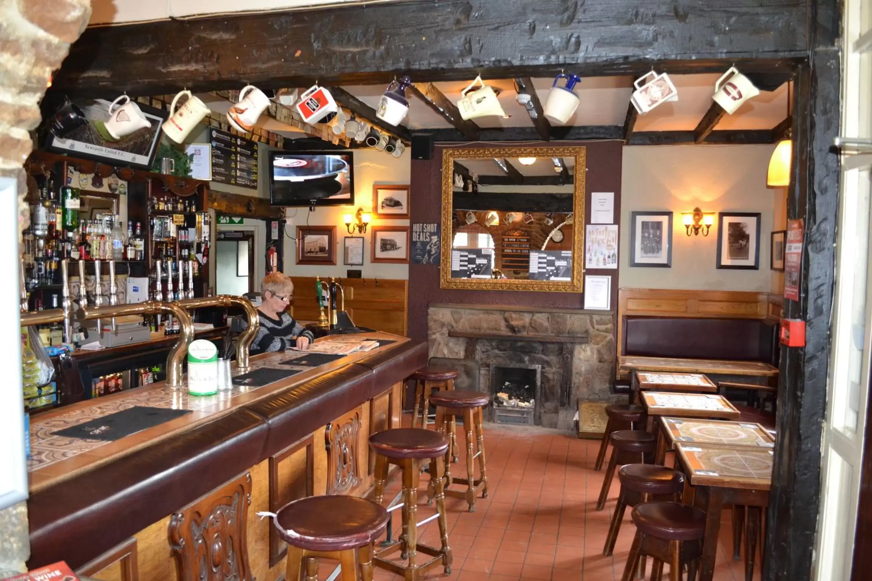 Lounge or bar, Lounge/Bar in Oak Tree Inn