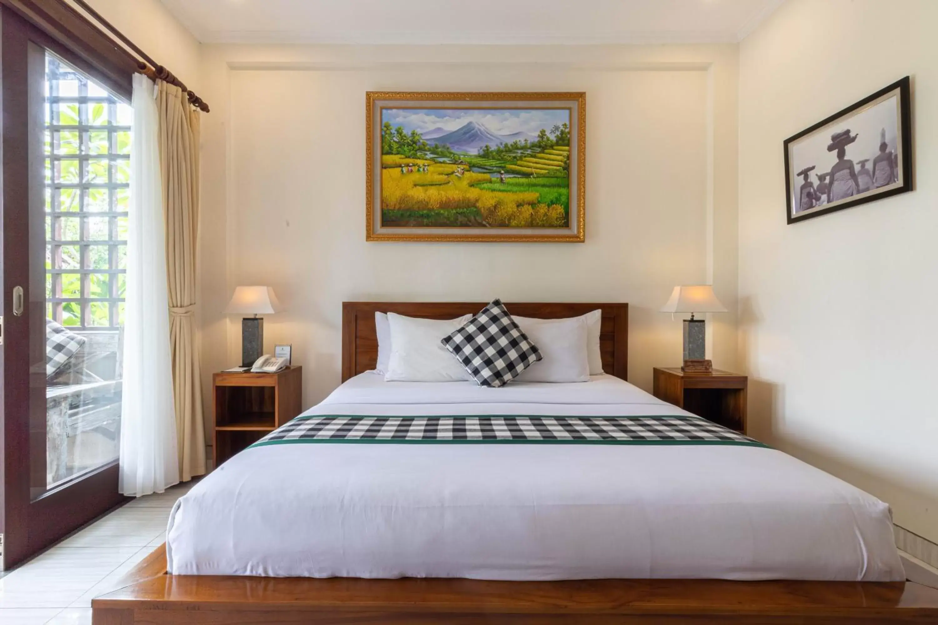 Bed in Meruhdani Boutique Hotel Ubud