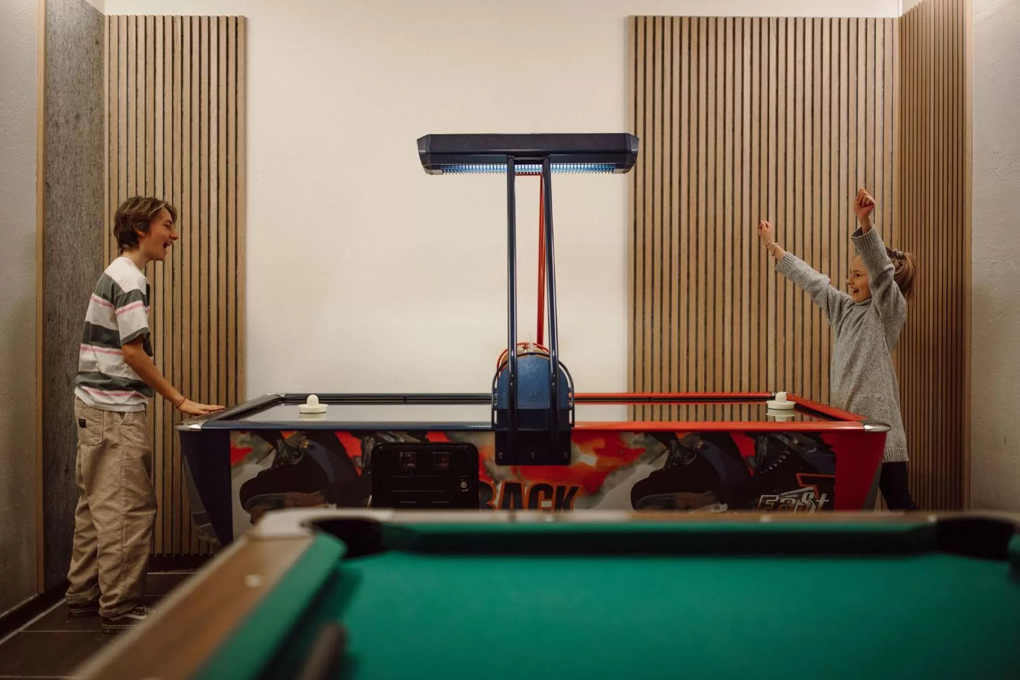 Game Room in TheResi Appartements