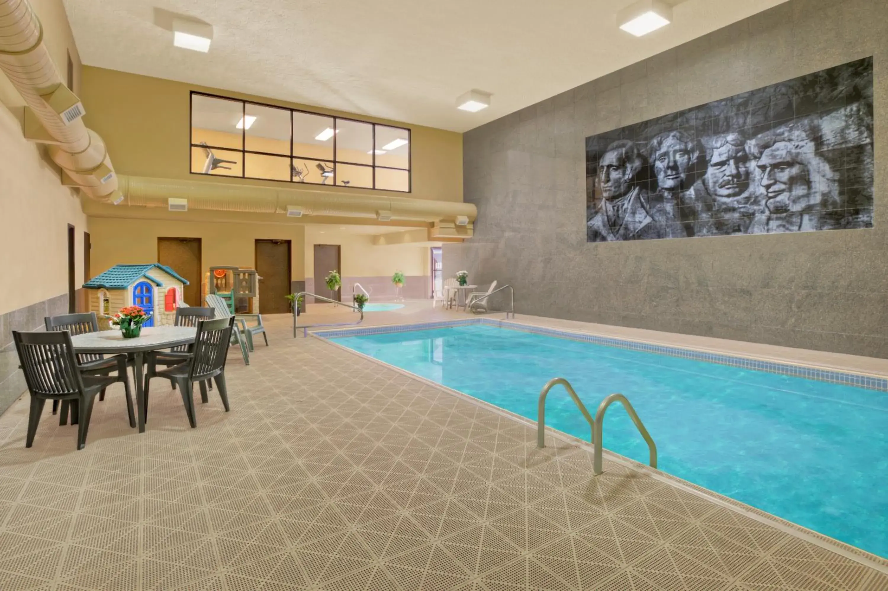 Pool view, Swimming Pool in Rushmore Express & Suites