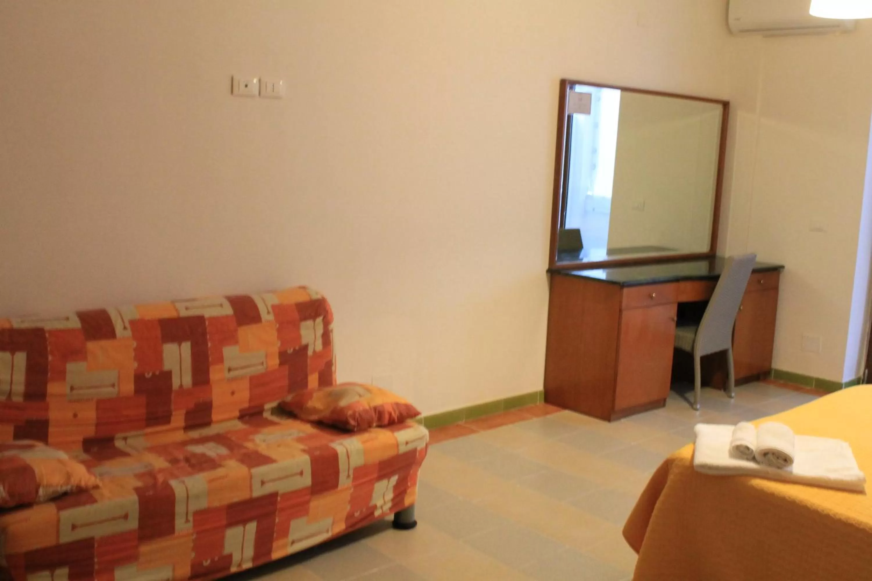 Bed in B&B Palazzo Manfredi Vieste, Fronte mare con Parcheggio