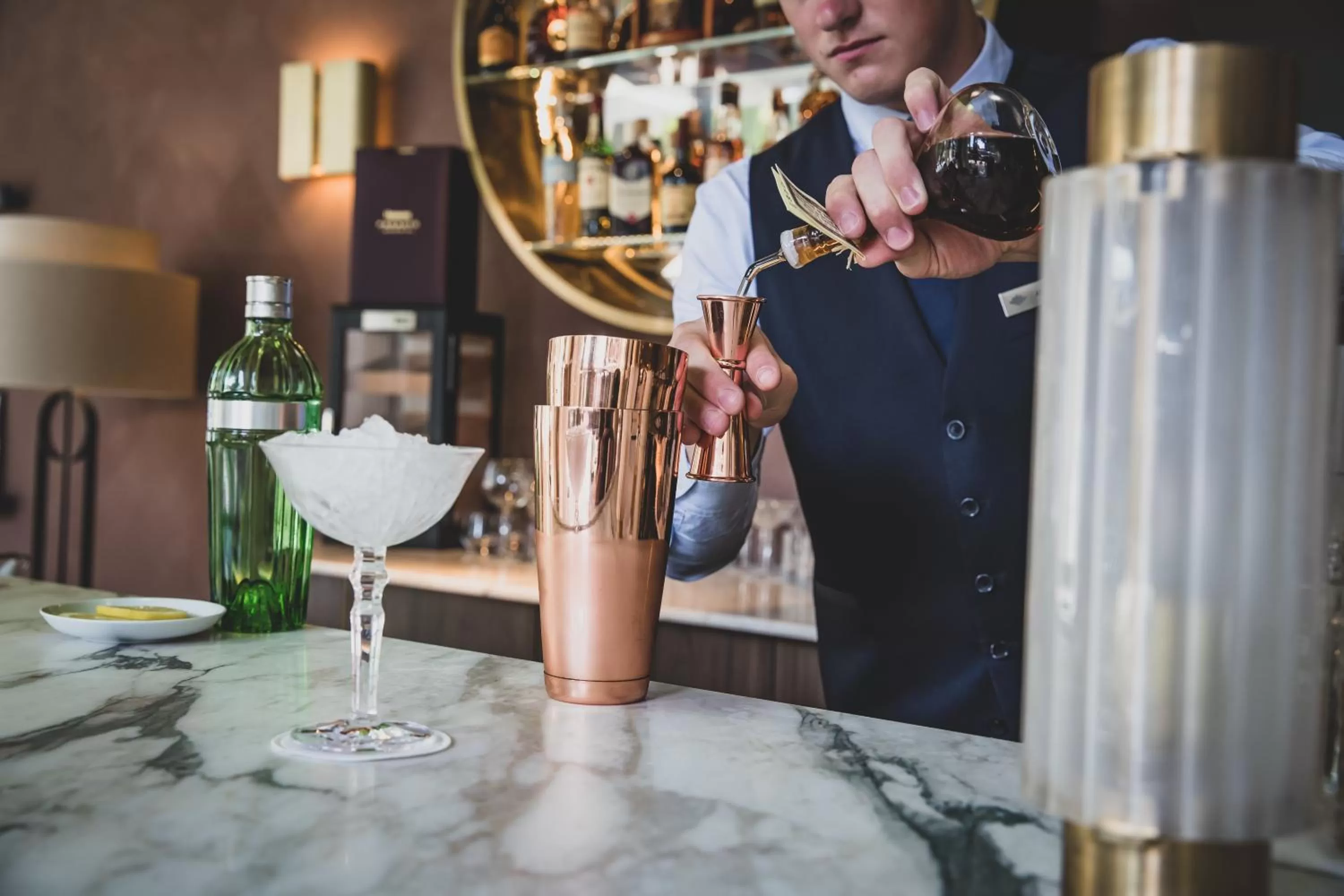 Lounge or bar in Maison Albar Hotels L’Imperator