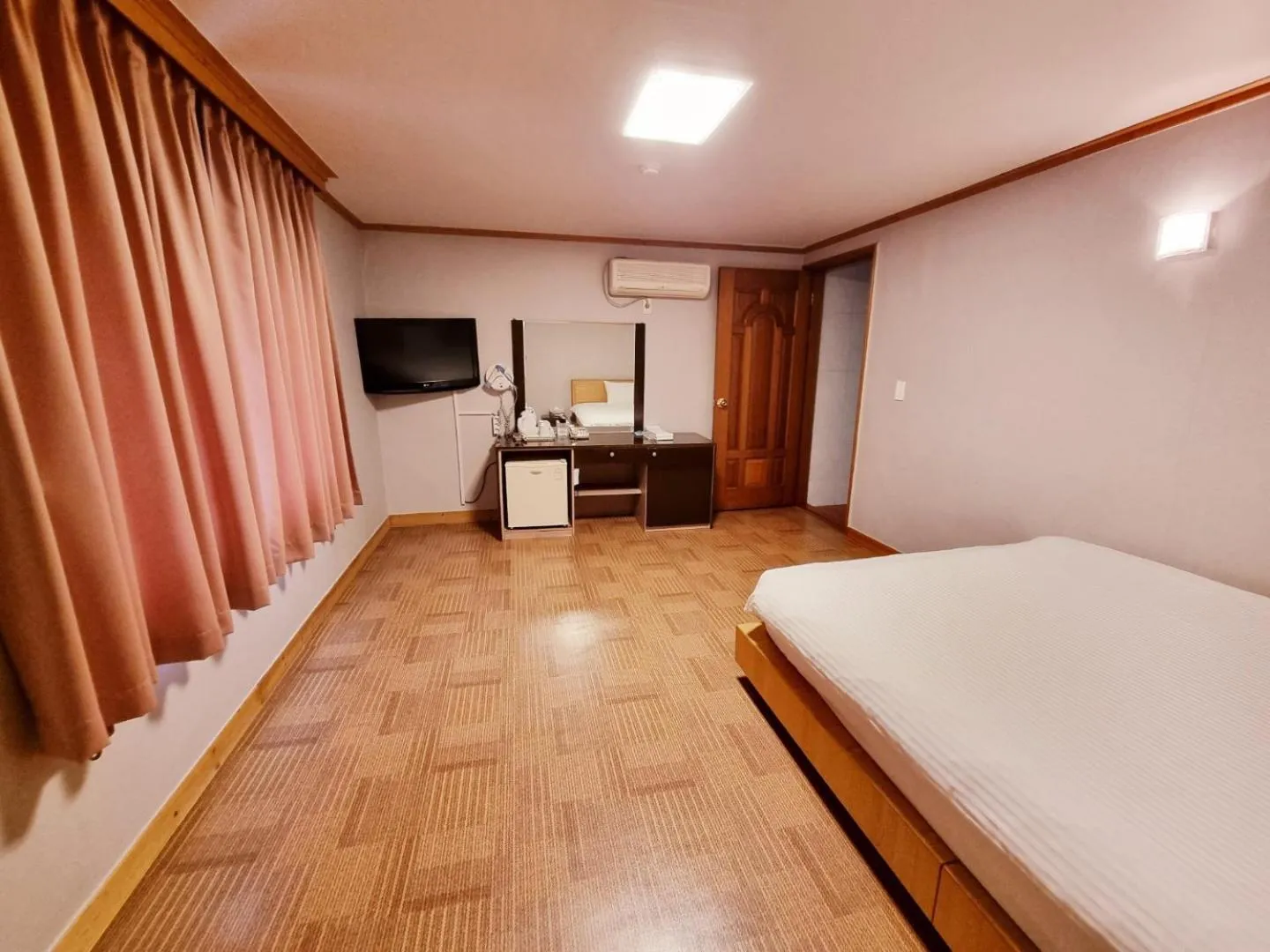 Decorative detail in Hotel G