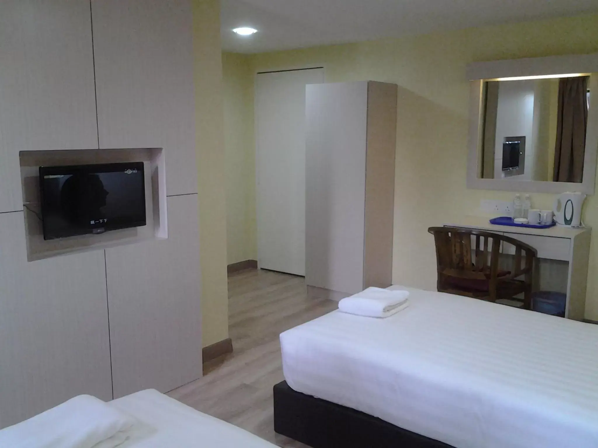 TV and multimedia, Bed in Suria Seremban Hotel