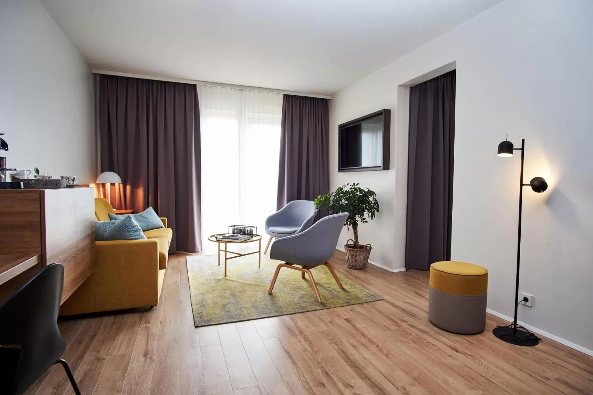 Living room in Hotel Berg by Keflavik Airport