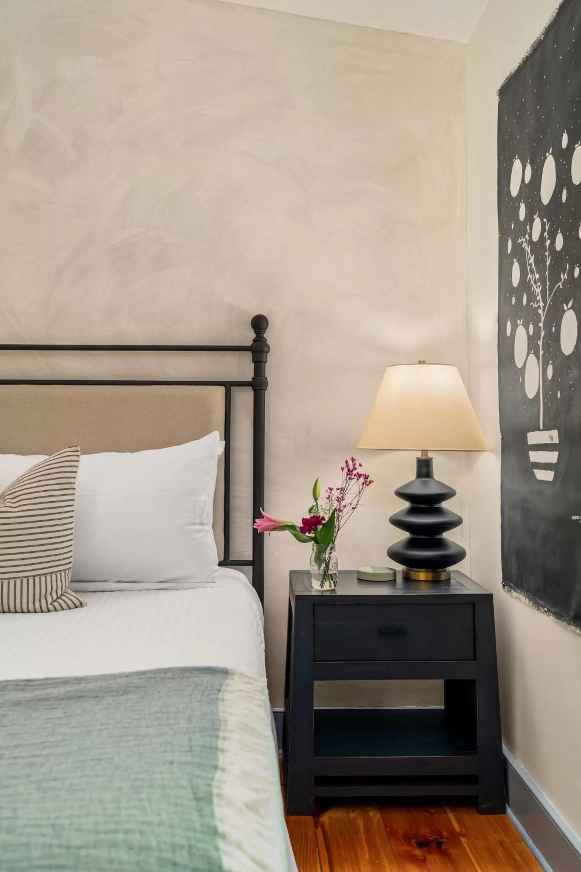 Decorative detail, Bed in Inn at Silver Maple Farm