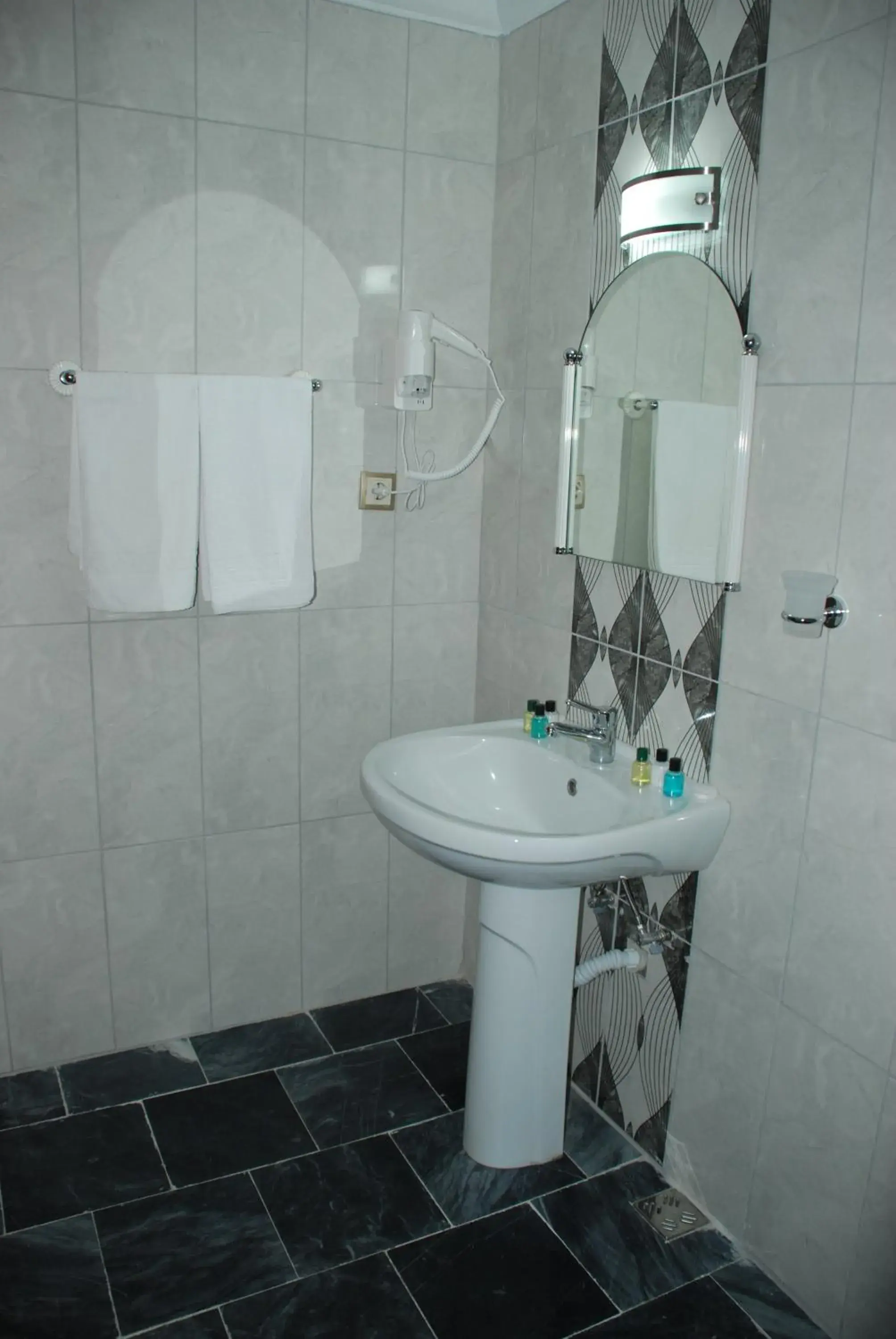 Shower, Bathroom in Urcu Hotel