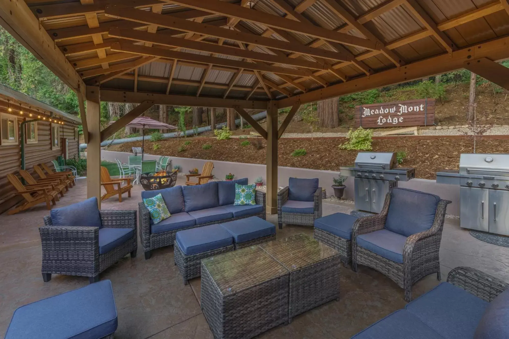 BBQ facilities in Arnold Meadowmont Lodge