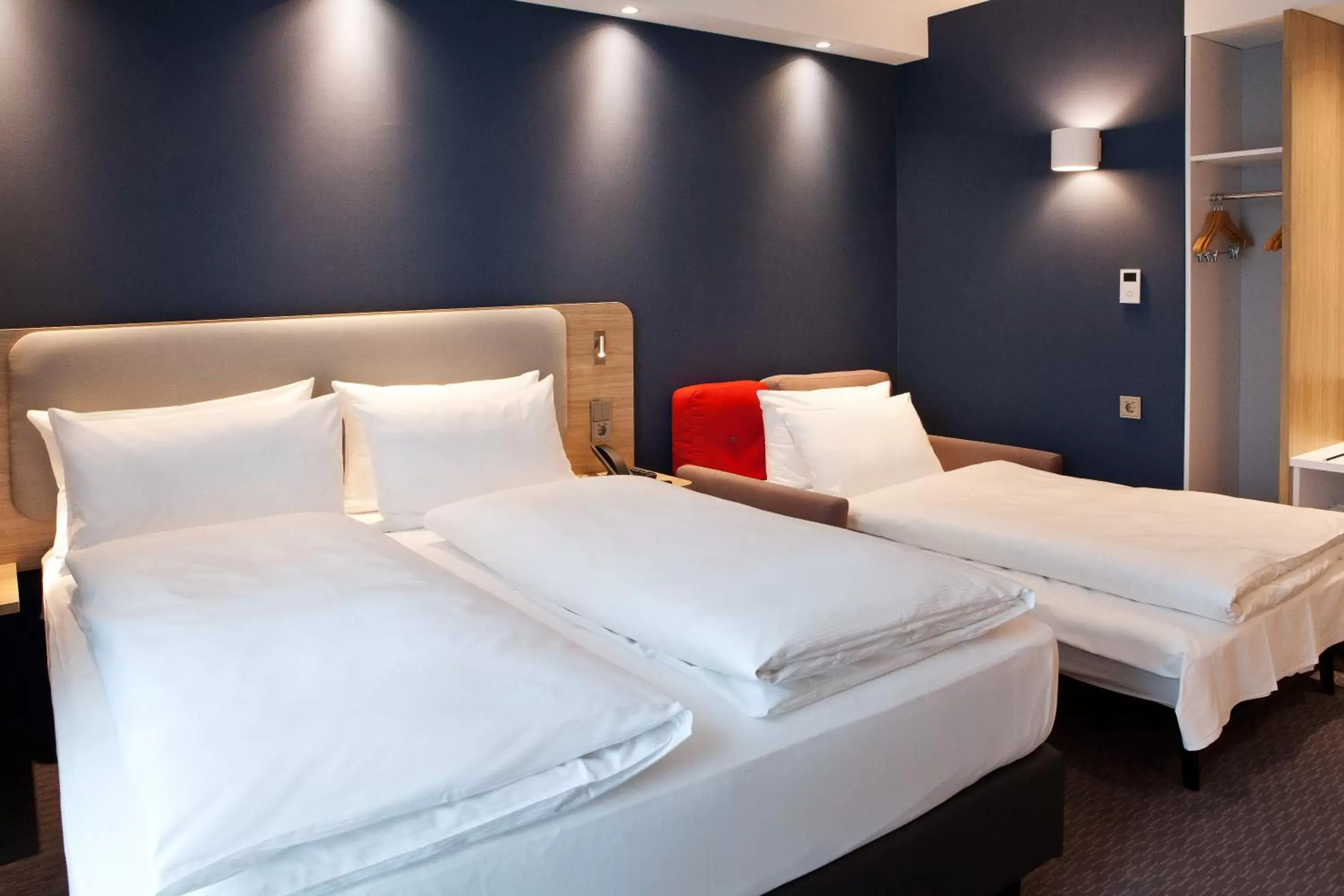 Bedroom, Bed in Holiday Inn Express - Offenburg, an IHG Hotel