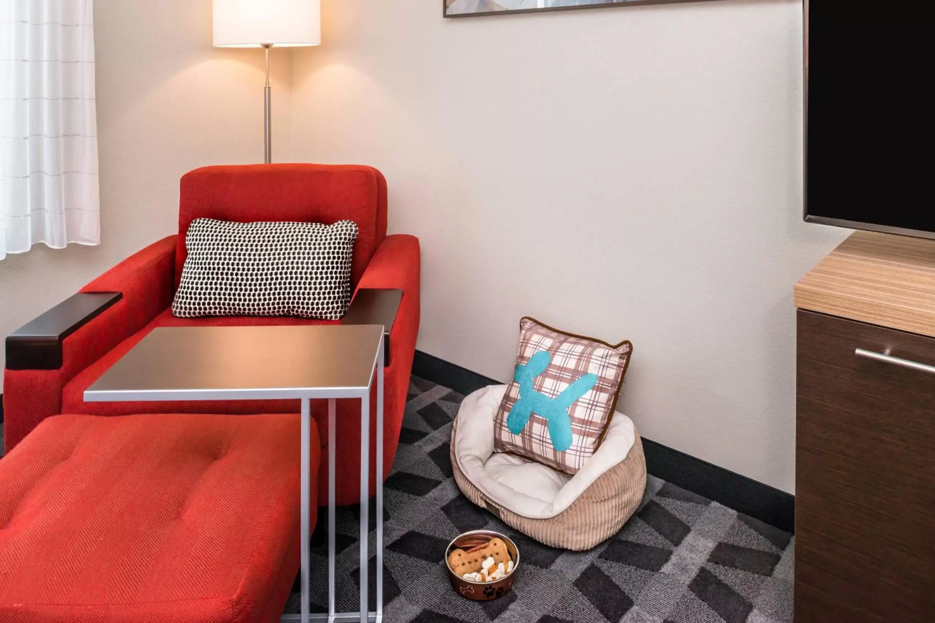 Lounge or bar, Seating Area in TownePlace Suites by Marriott San Bernardino Loma Linda