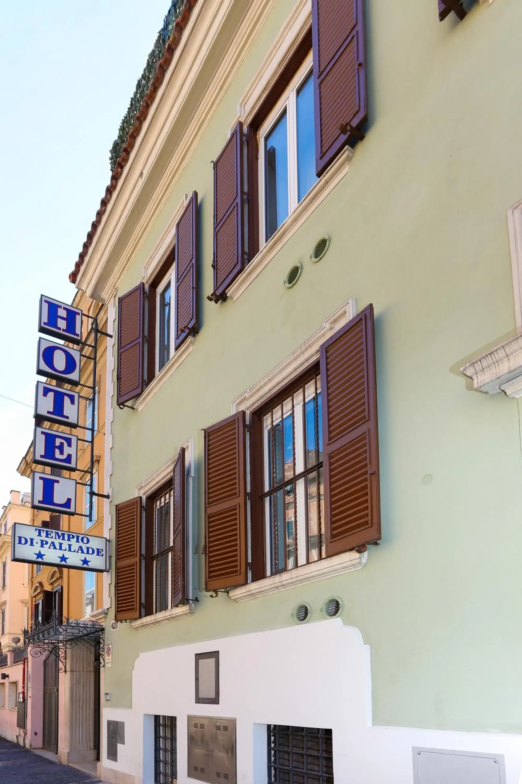 Facade/entrance, Property Building in Hotel Tempio Di Pallade