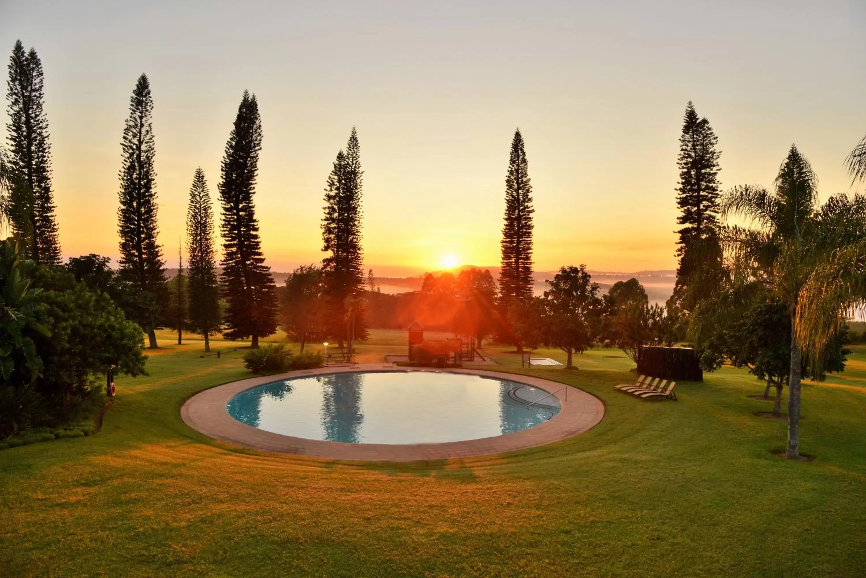 Children play ground, Swimming Pool in Premier Hotel The Winkler