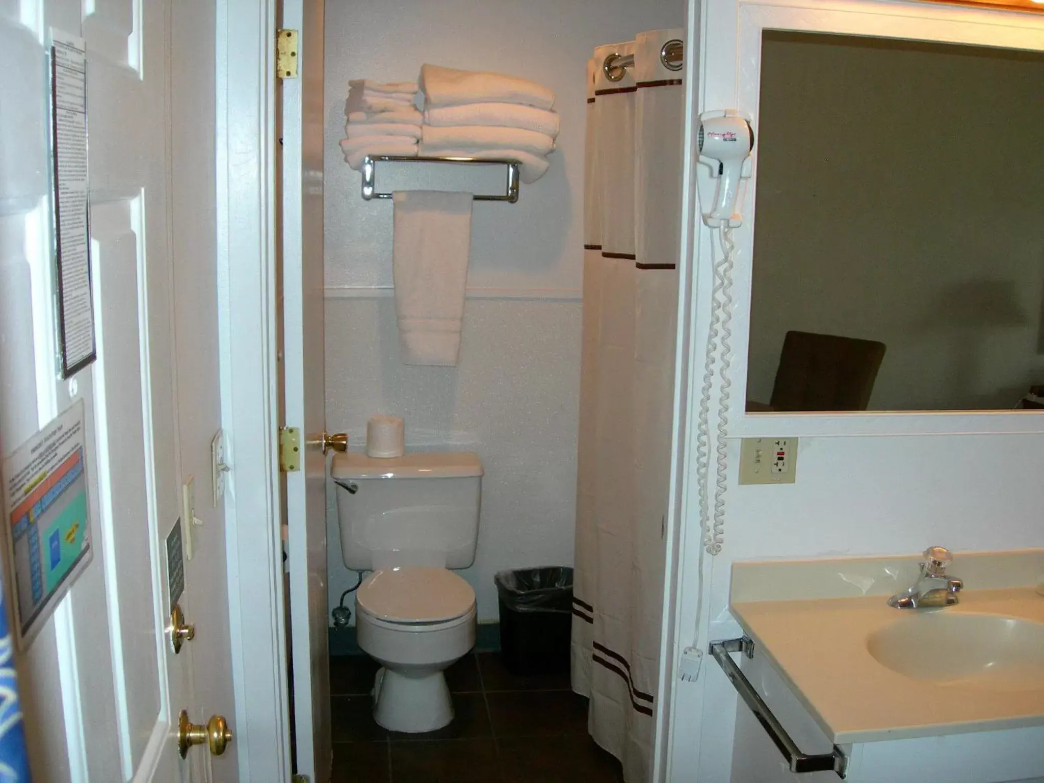 Bathroom in Walker River Lodge