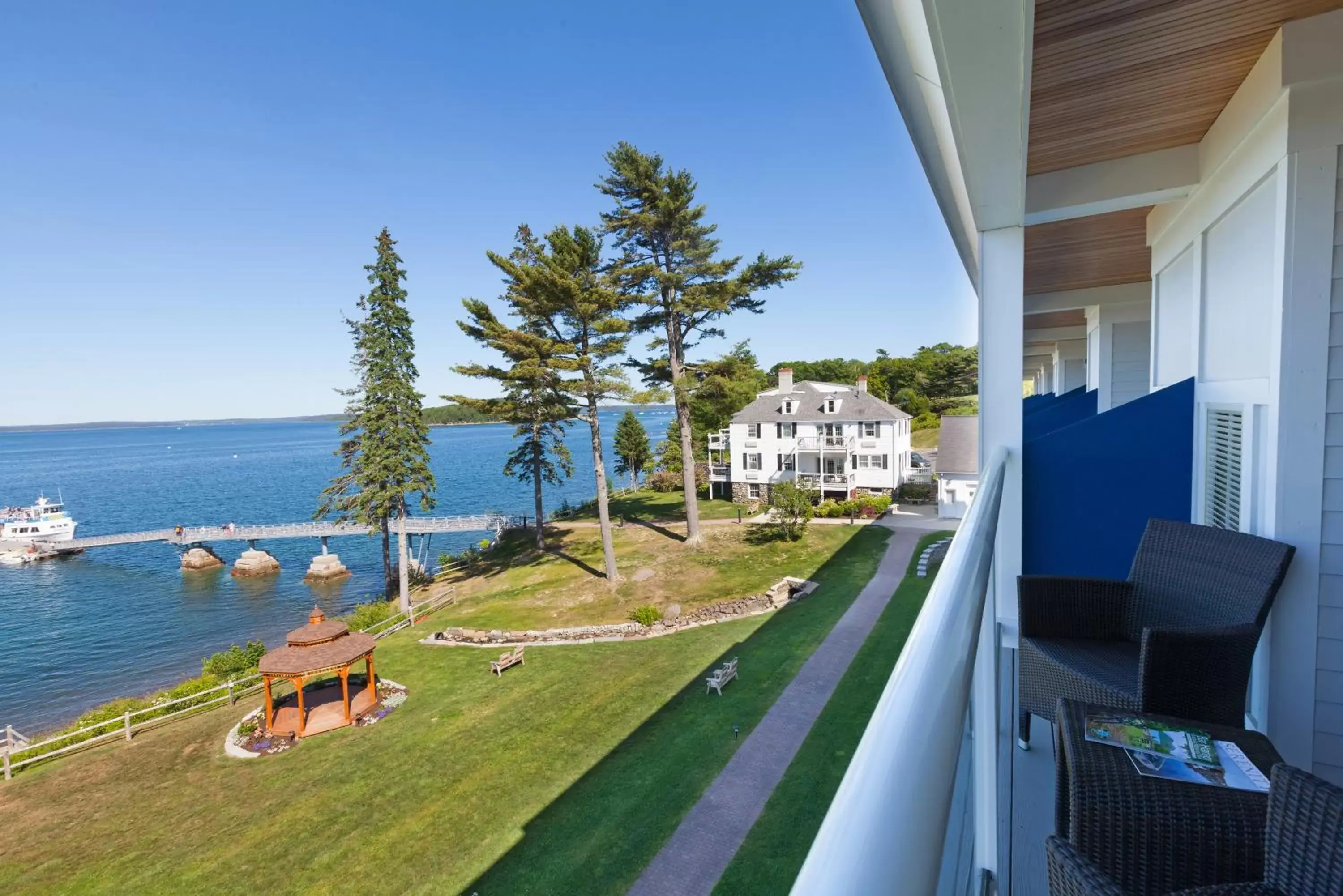 Balcony/Terrace in Atlantic Oceanside Hotel & Conference Center