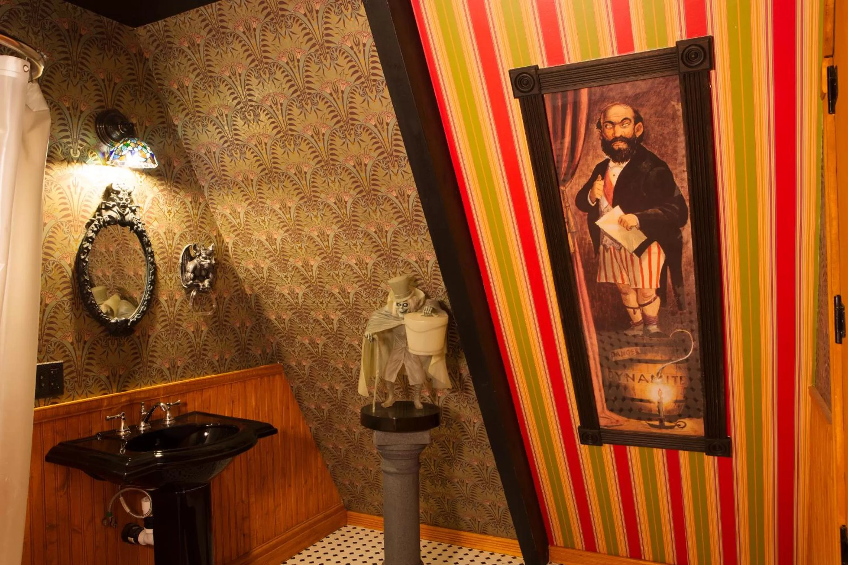 Bathroom in Hicksville Pines Chalets & Motel