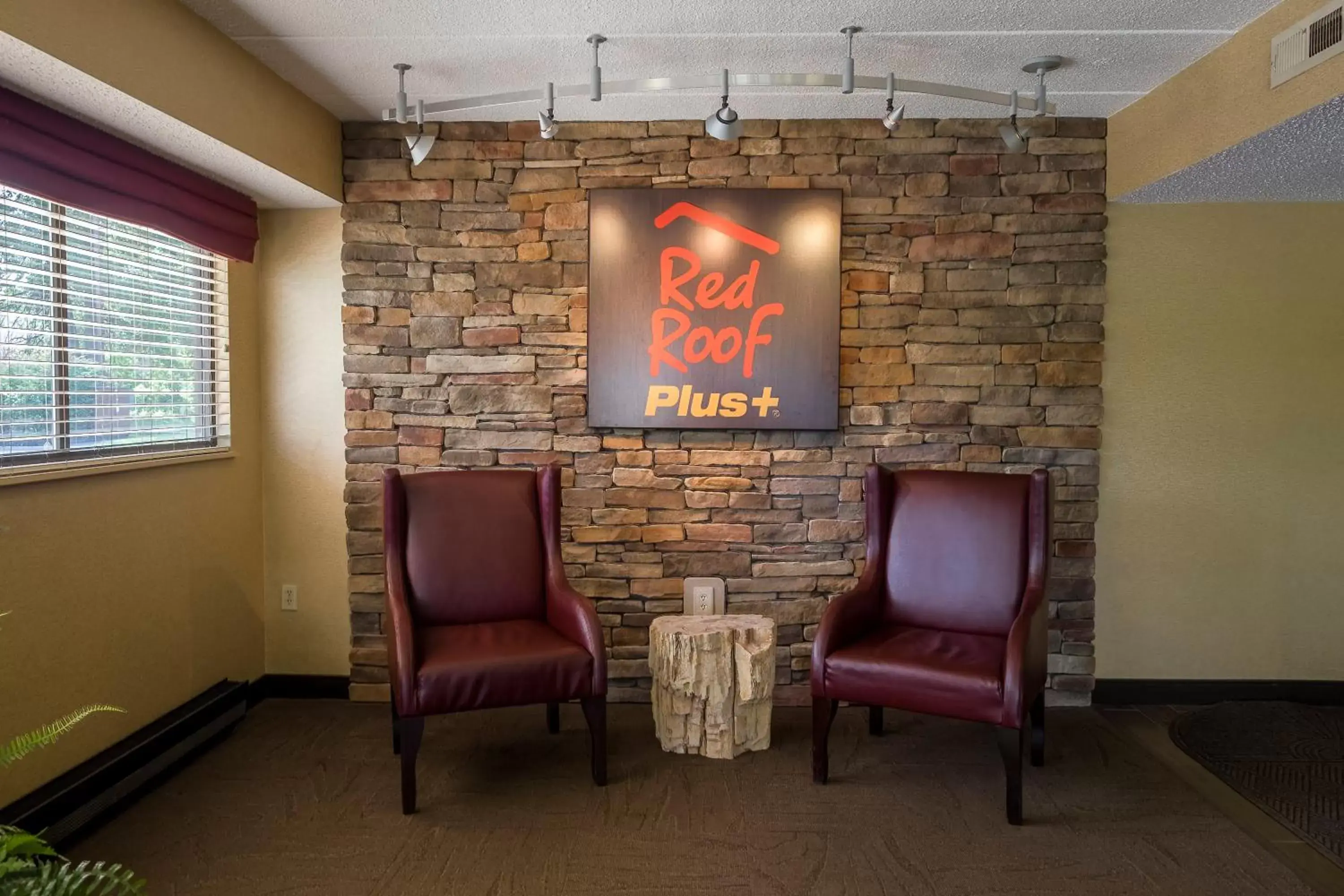 Lobby or reception, Seating Area in Red Roof Inn PLUS+ Wilmington - Newark