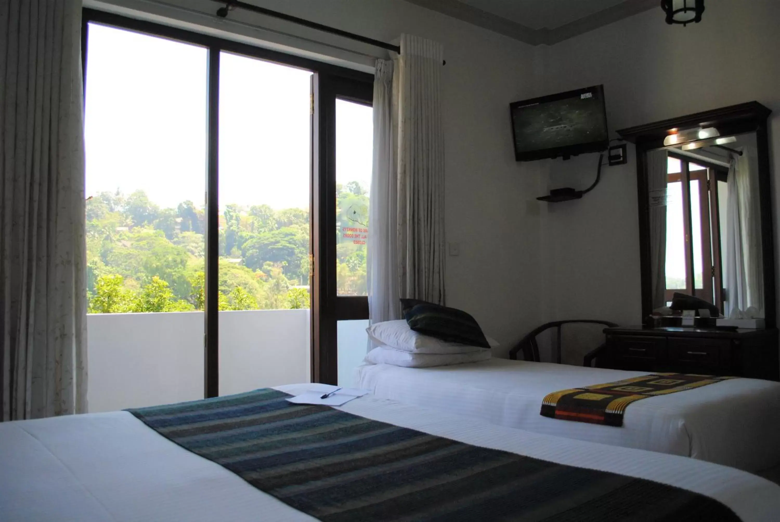 Bed in Hotel Yo Kandy