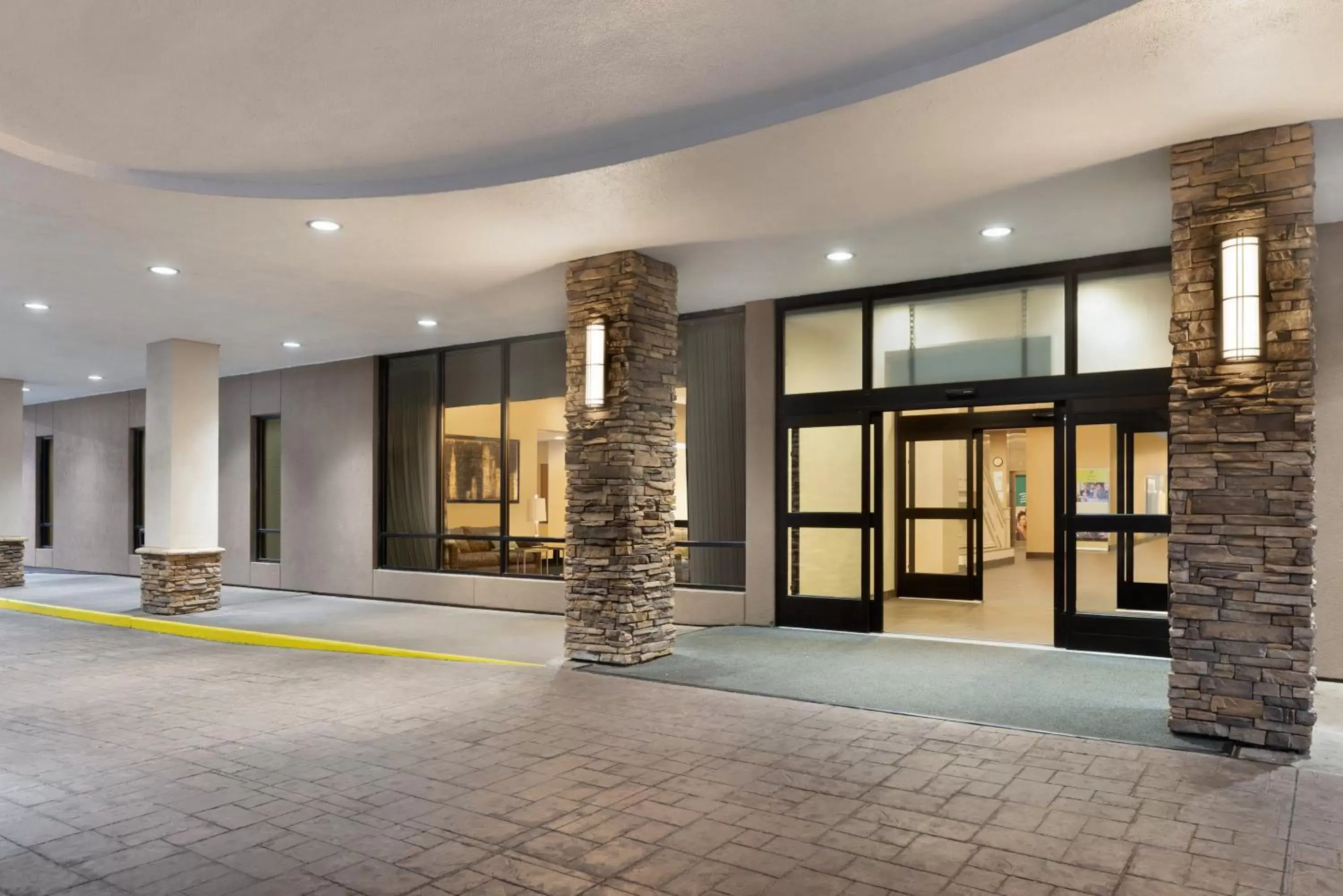 Property building in Holiday Inn Rock Island-Quad Cities, an IHG Hotel