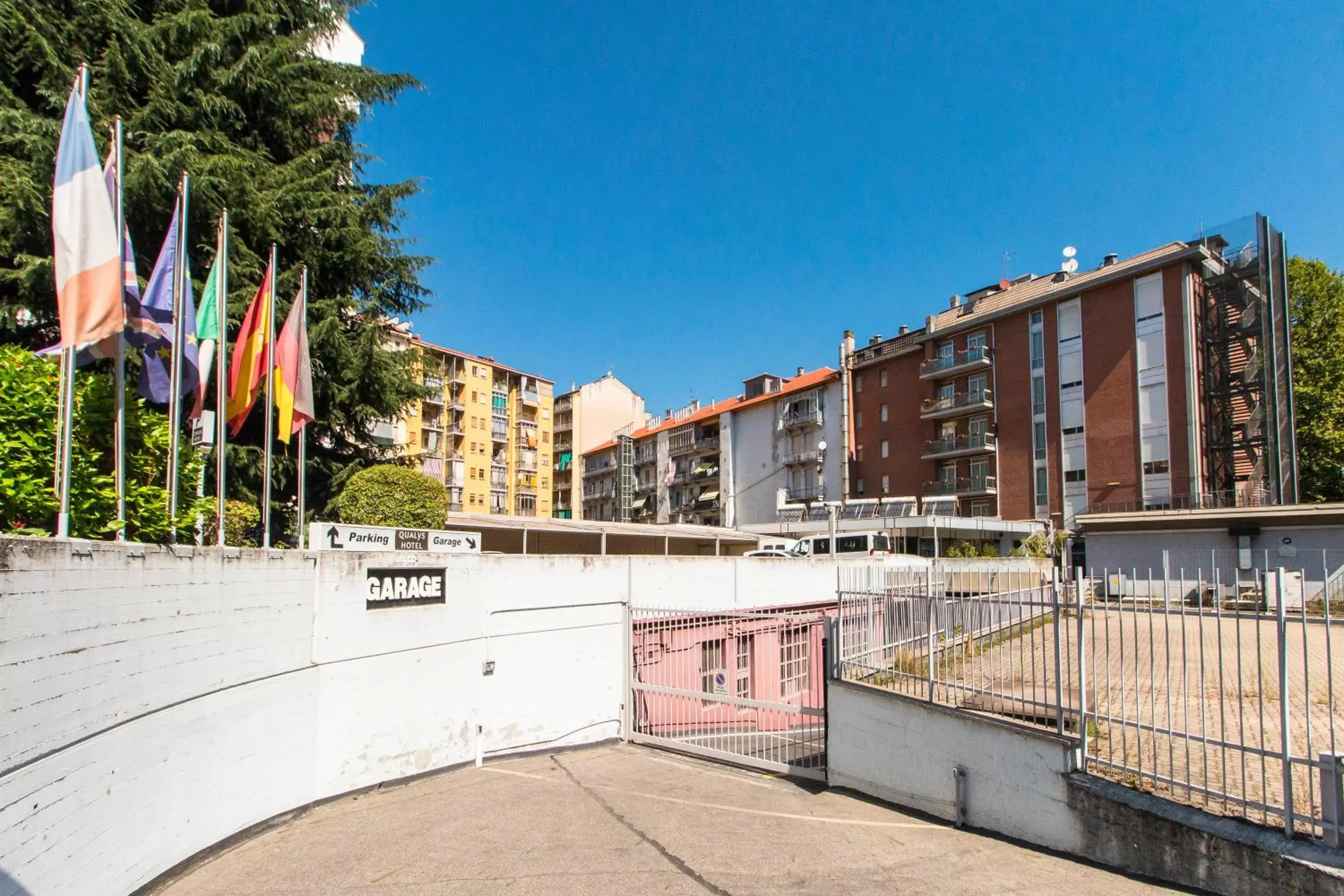 Area and facilities, Property Building in Hotel Torino Royal