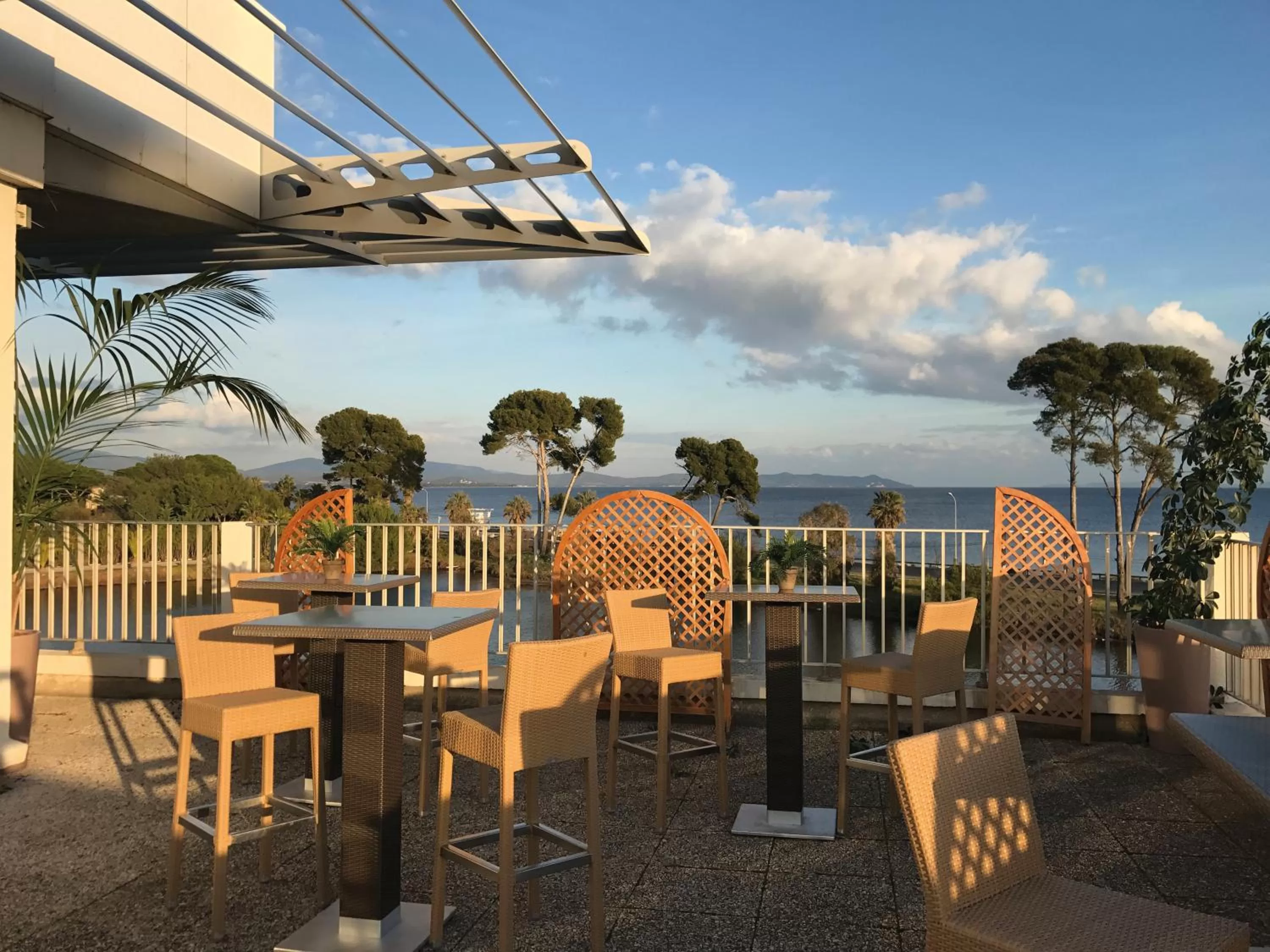 Patio in Hotel Club Le Plein Sud Vacances Bleues