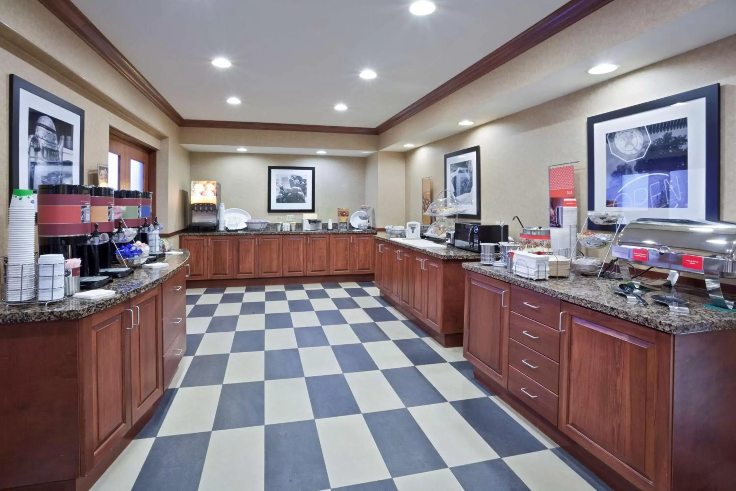 Breakfast, Restaurant/Places to Eat in Hampton Inn & Suites Toledo-Perrysburg