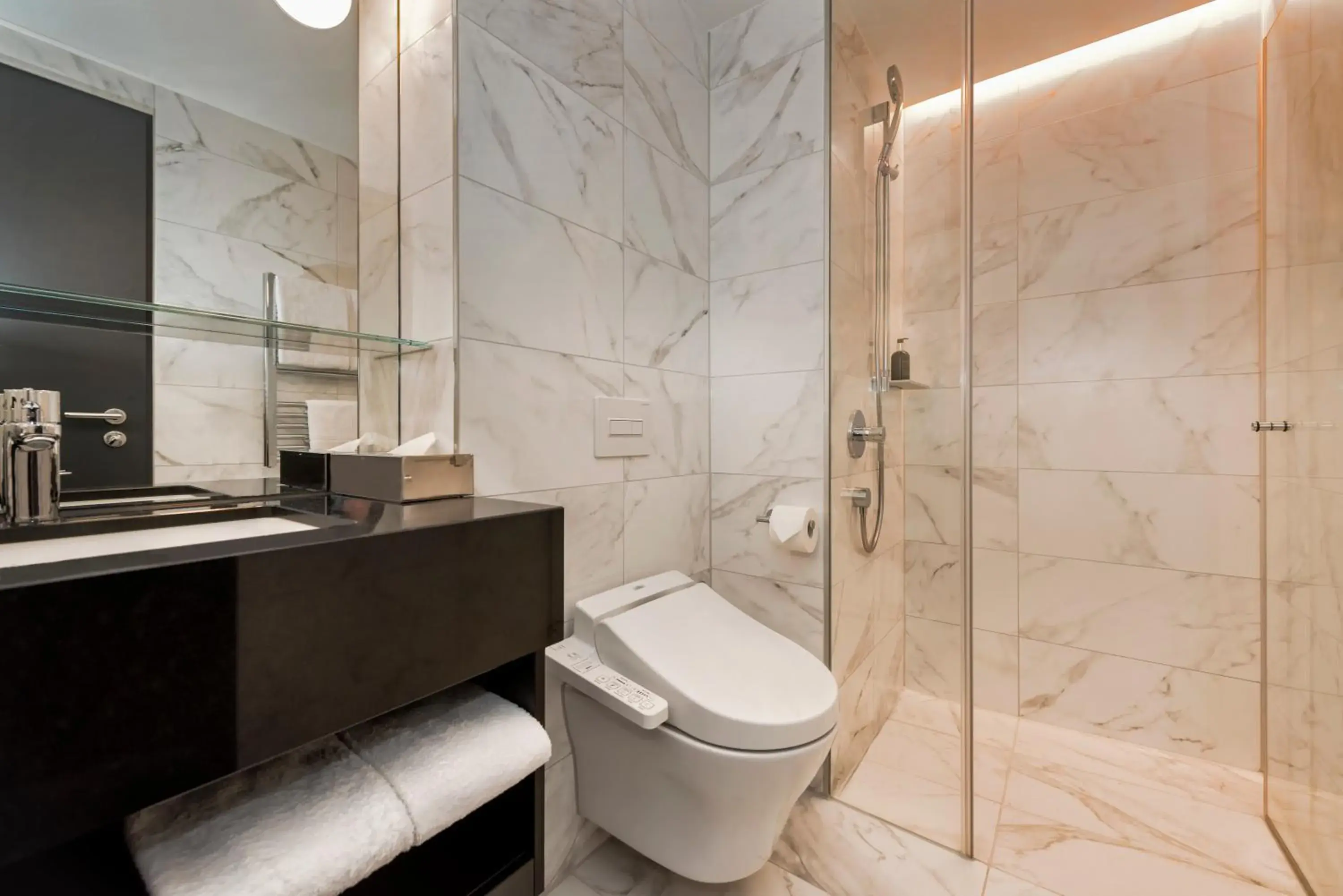Shower, Bathroom in Adina Apartment Hotel Frankfurt Westend