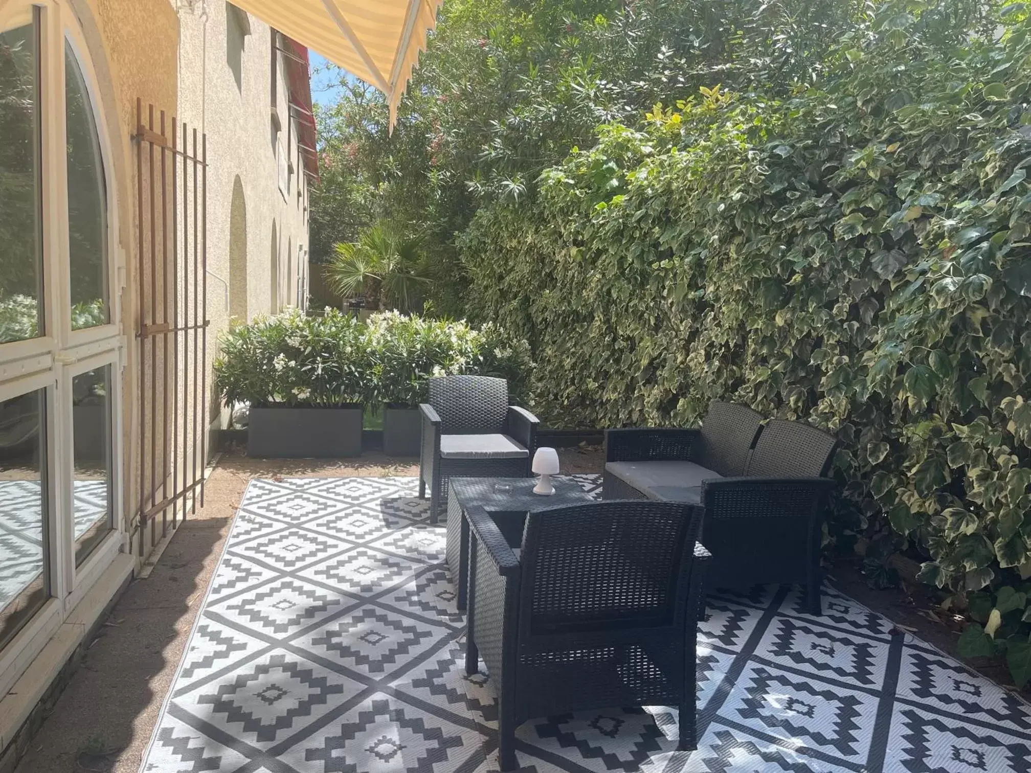 Balcony/Terrace in Hôtel Ulysse Montpellier Centre