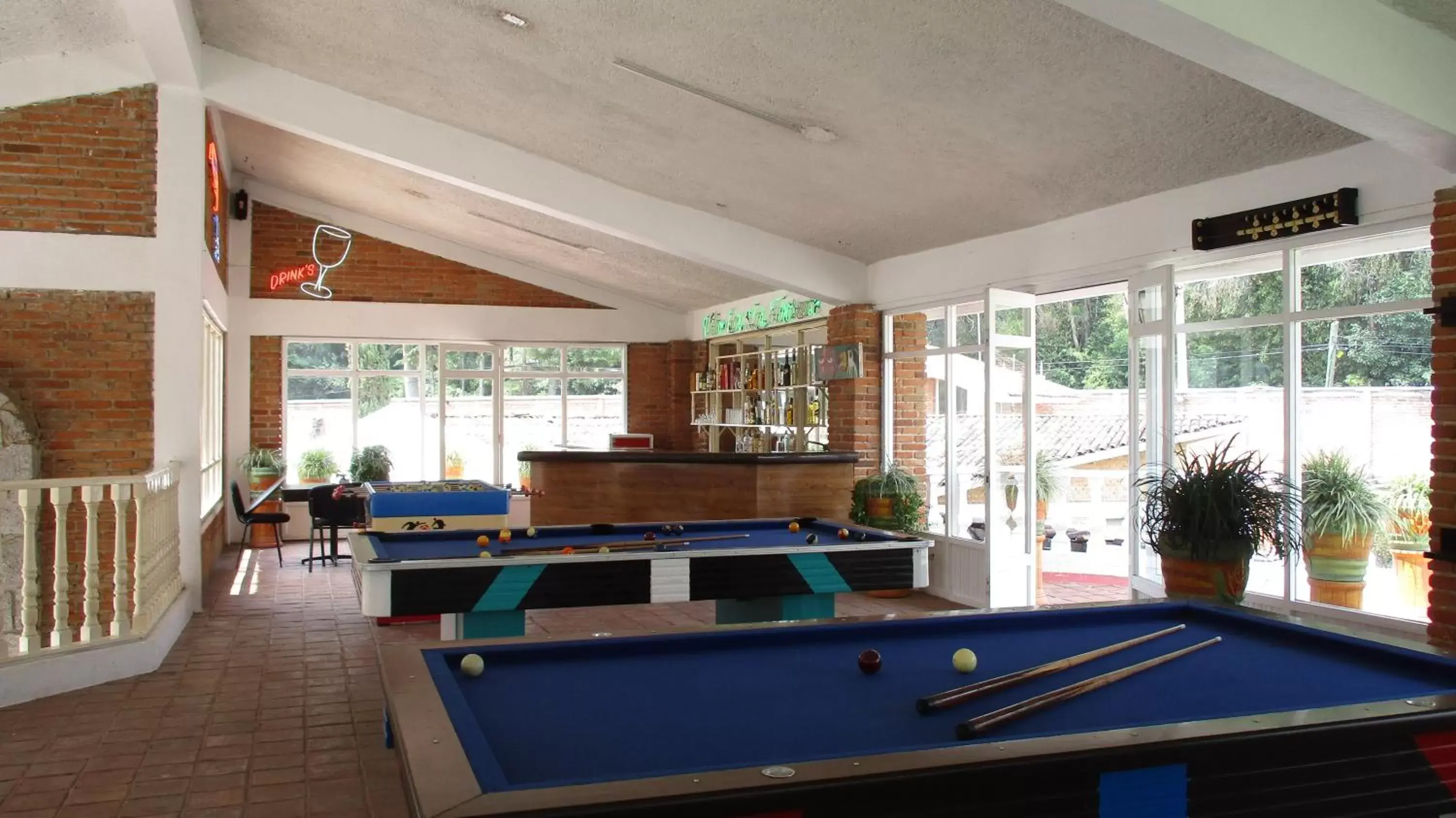 Billiard, Billiards in Hotel Villa Monarca Inn