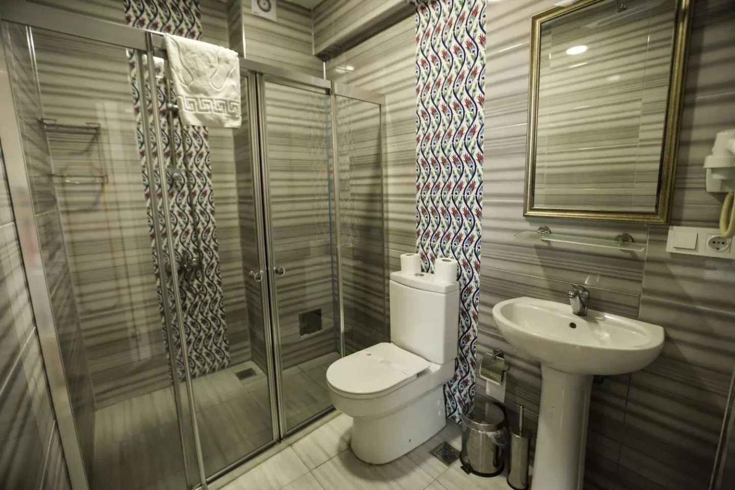 Bathroom in Şehir Hotel Old City