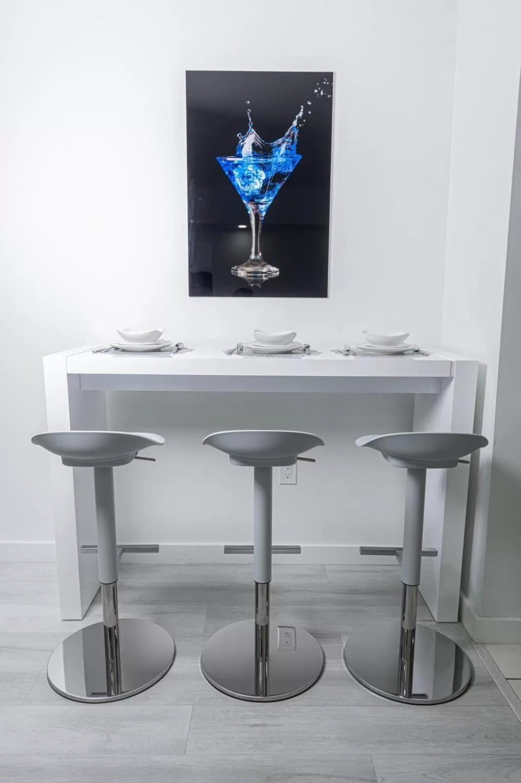 Dining area in Modern and Luxurious Brickell Studio