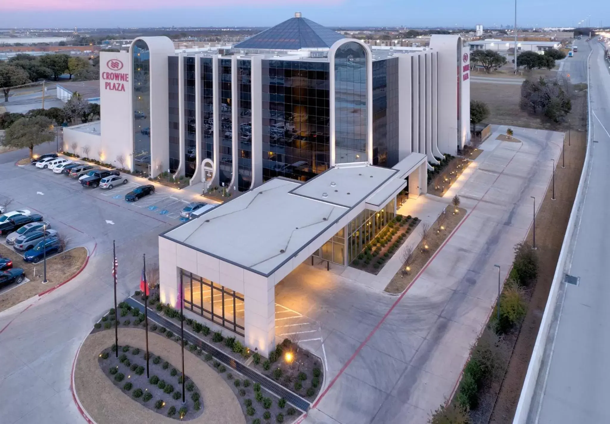 Property building in Crowne Plaza Suites Arlington, an IHG Hotel