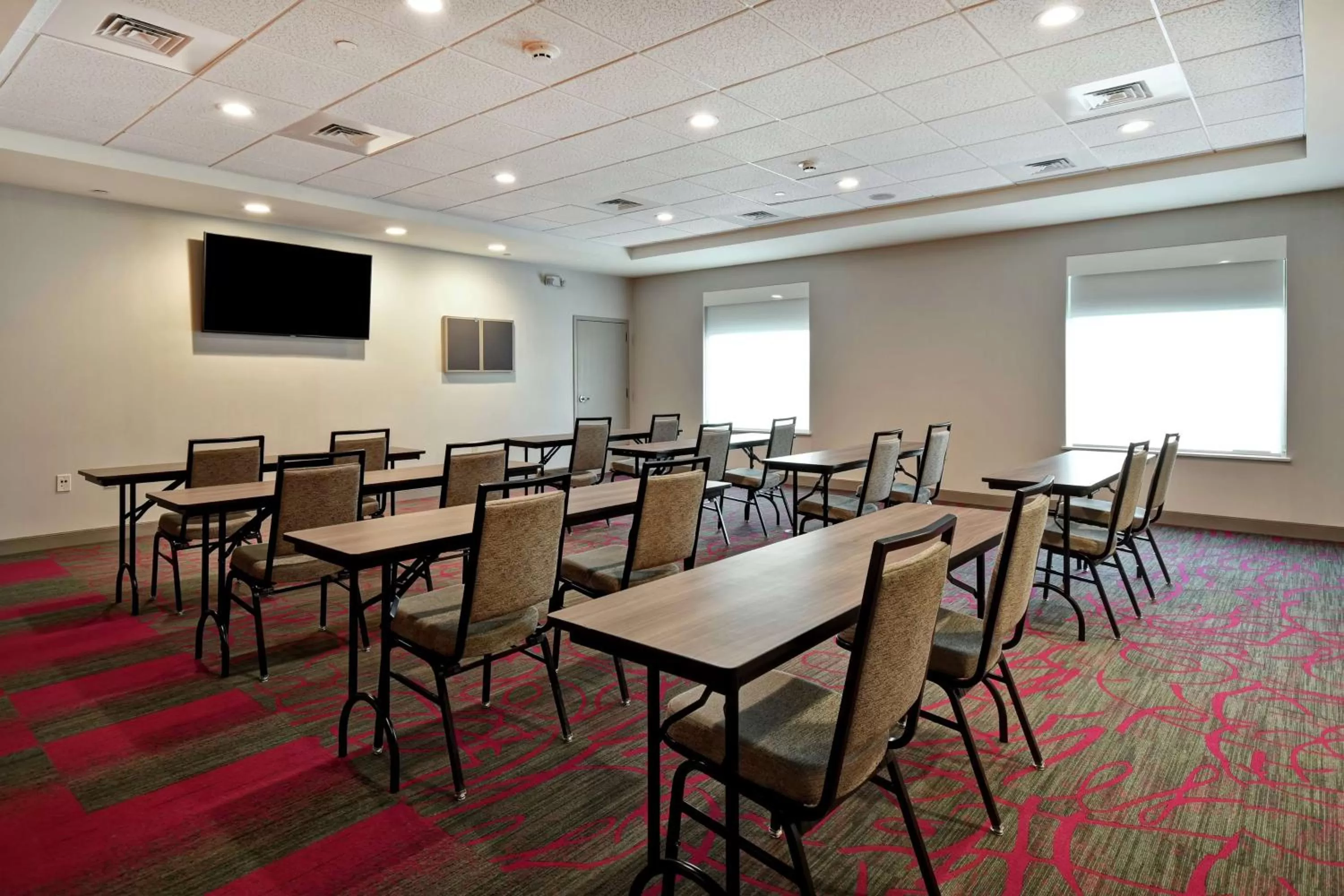 Meeting/conference room in Home2 Suites By Hilton Birmingham/Fultondale, Al
