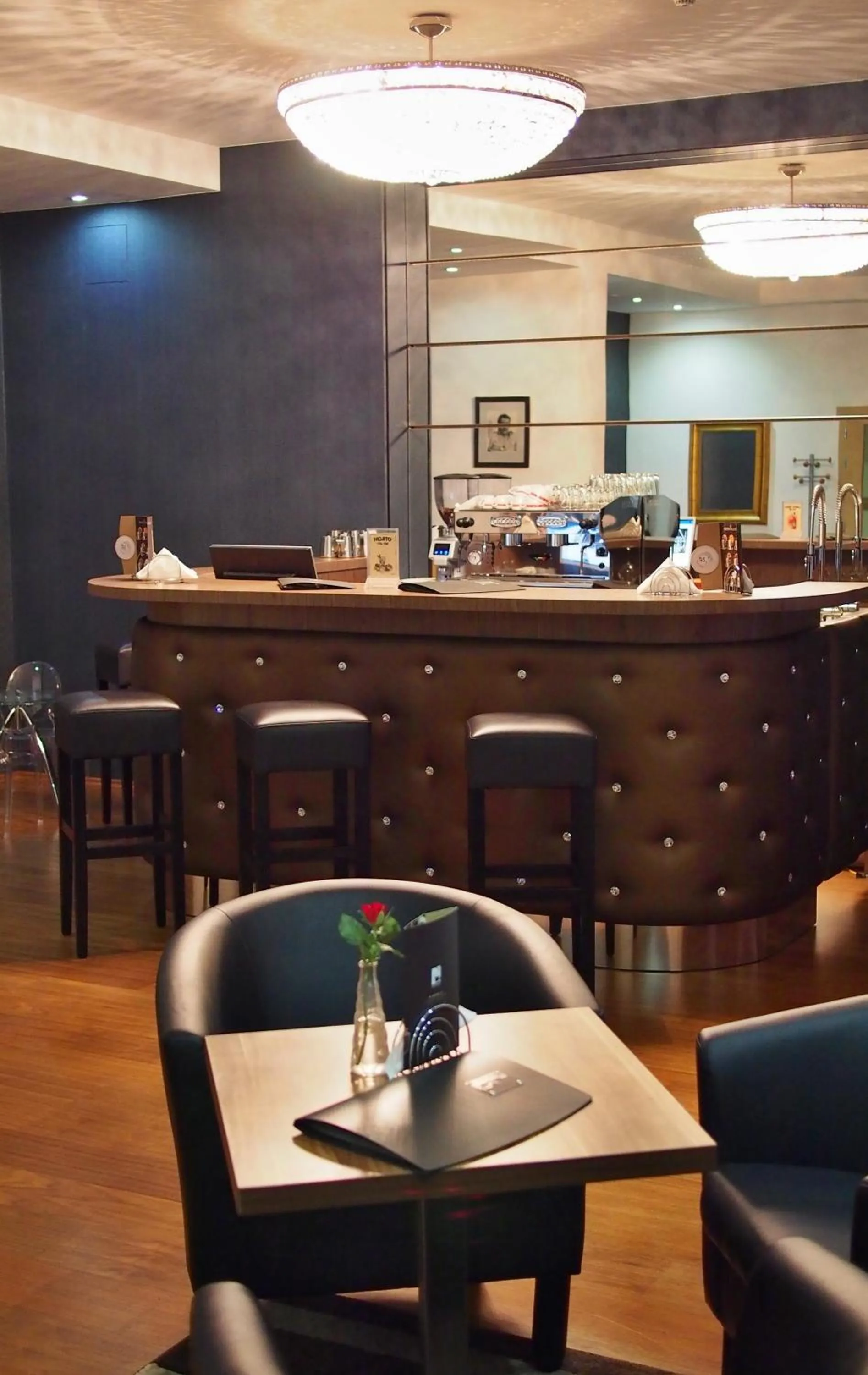 Lounge or bar in Prezident Luxury Spa & Wellness Hotel