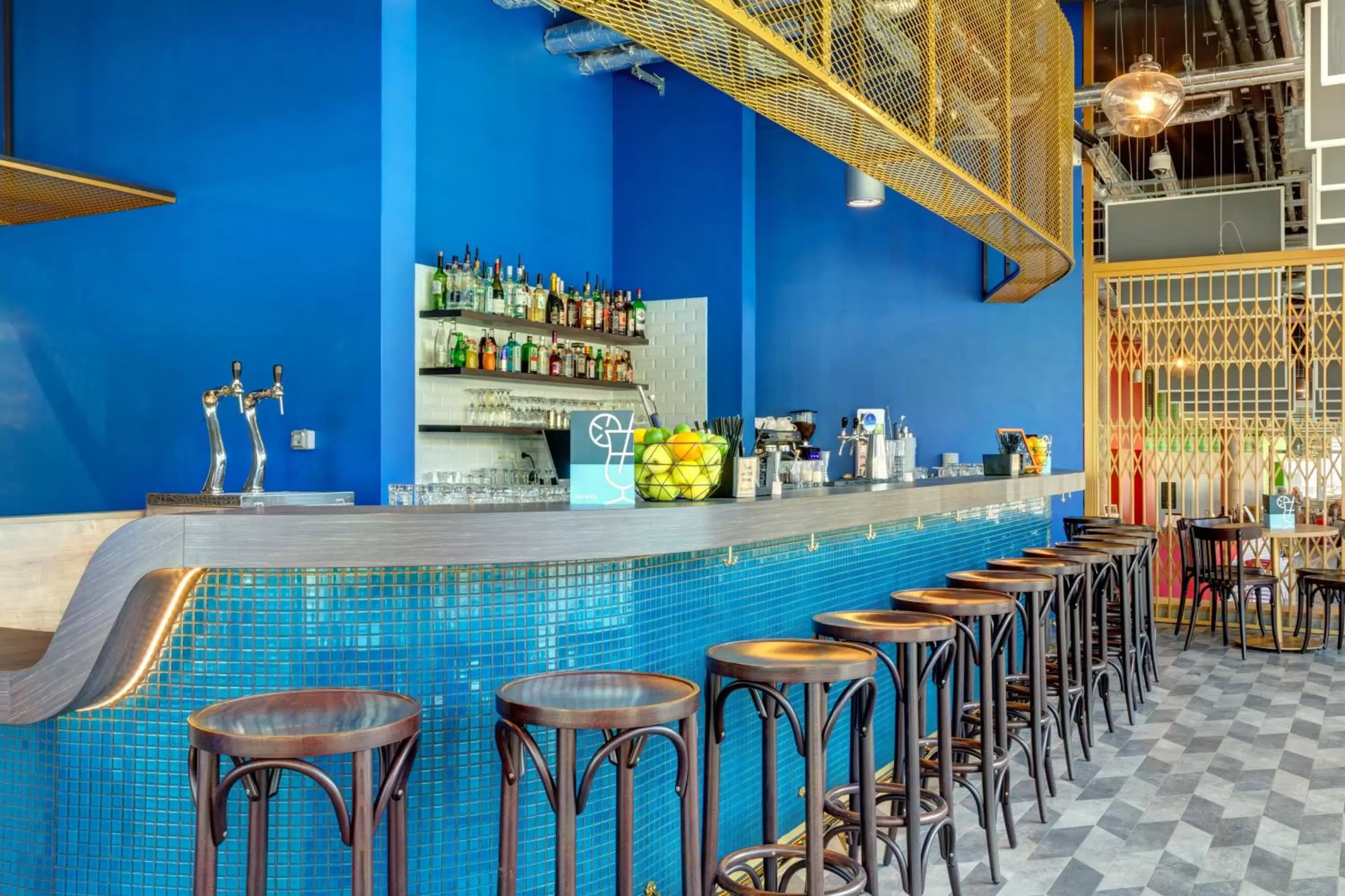 Lounge or bar, Lounge/Bar in MEININGER Hotel Paris Porte de Vincennes